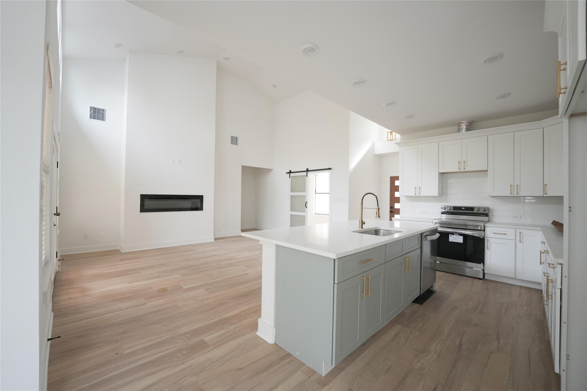 48 Acacia Dr, Wimberley, TX 78676