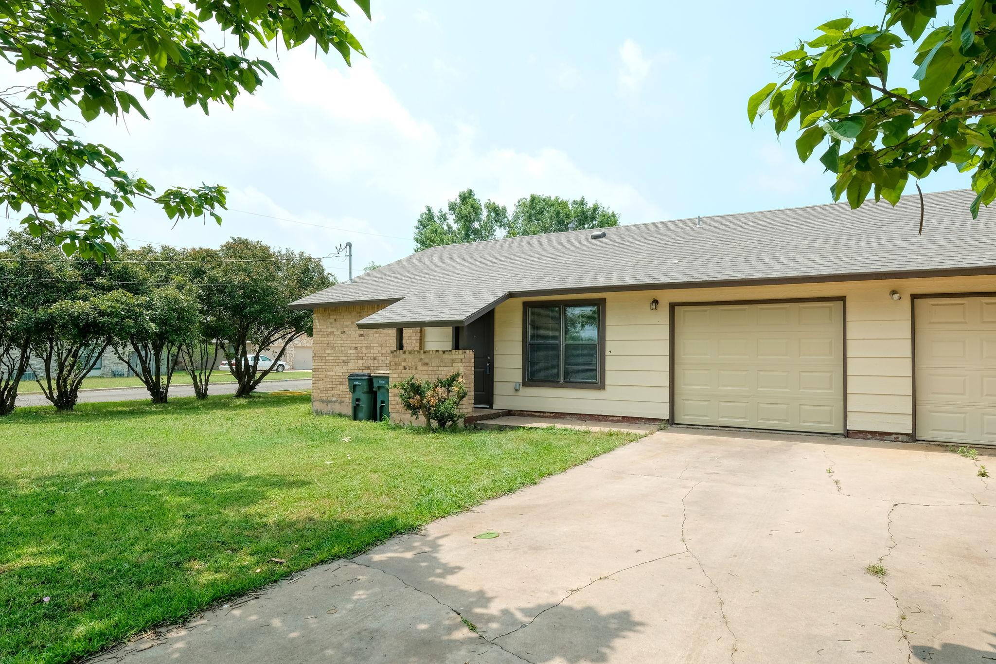 2900 Mesquite Ln # A, Georgetown, TX 78628
