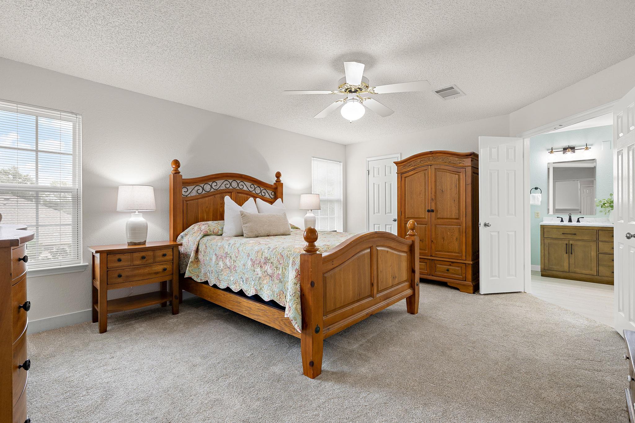 1800 Hollow Ridge Dr, Cedar Park, TX 78613
