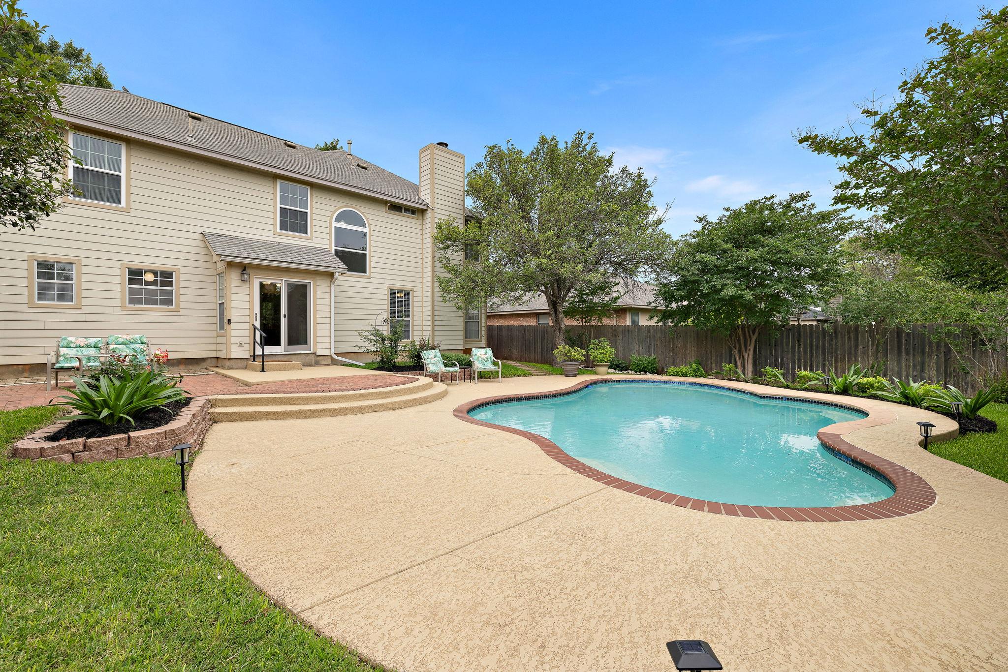 1800 Hollow Ridge Dr, Cedar Park, TX 78613