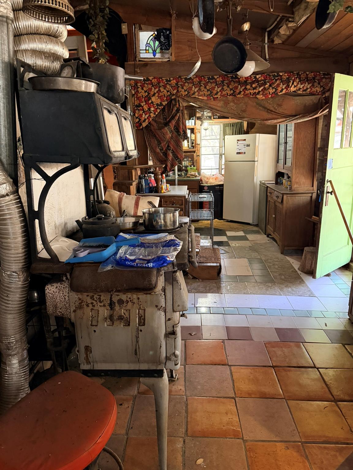 207 Hub Dr, Wimberley, TX 78676