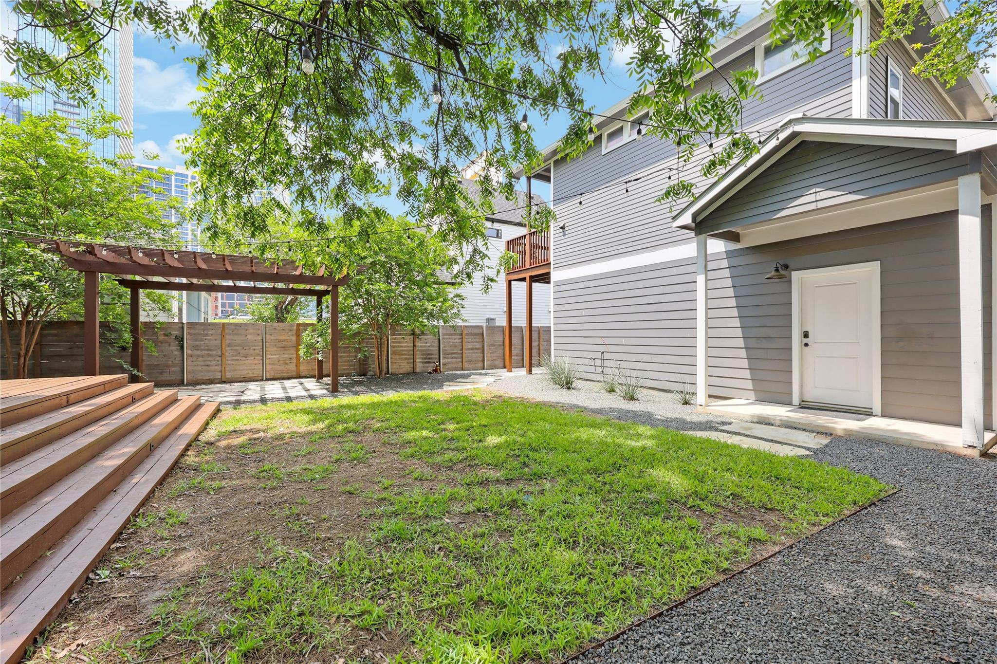 904 Willow St # A & B, Austin, TX 78702