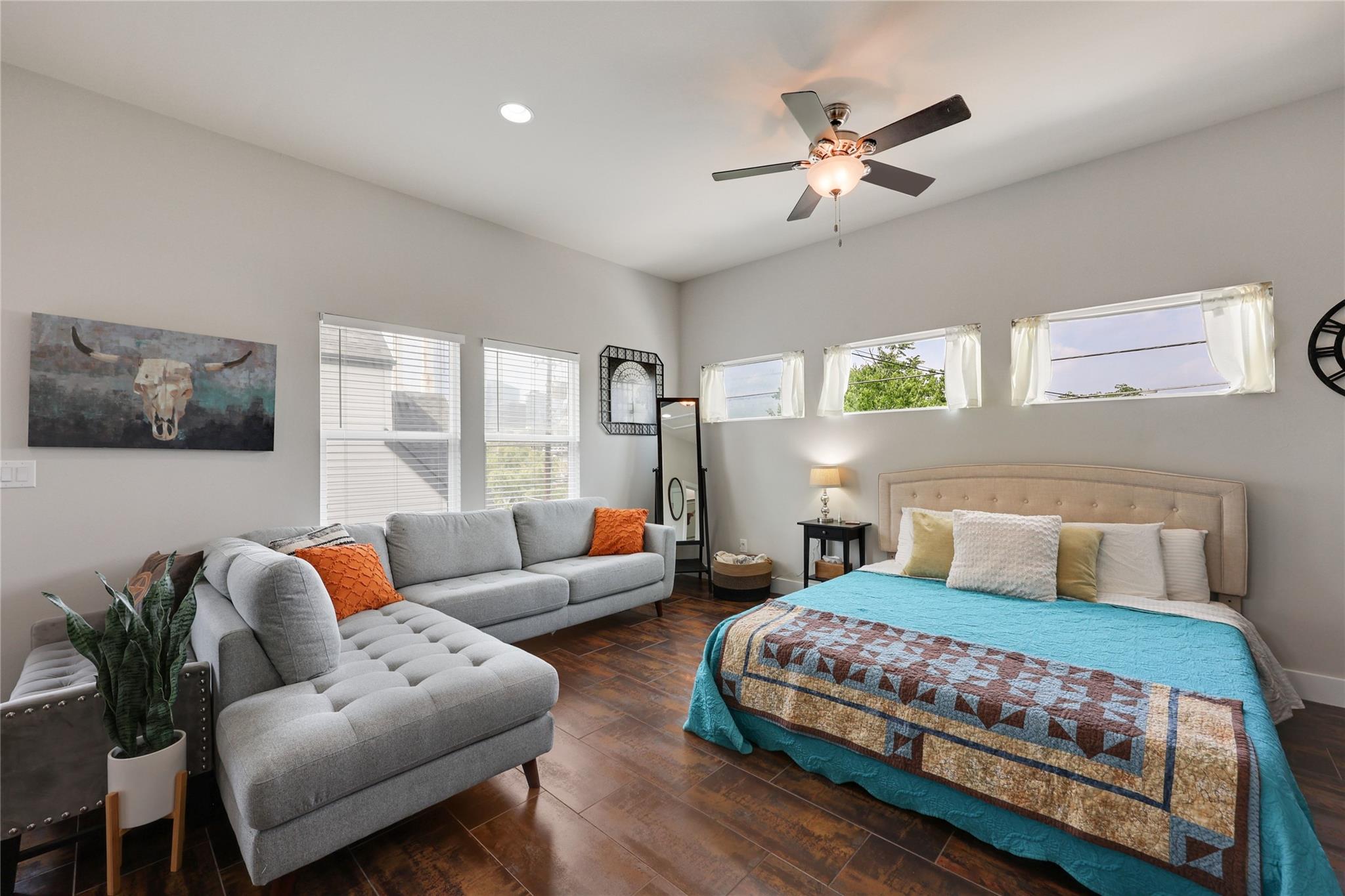 904 Willow St # A & B, Austin, TX 78702