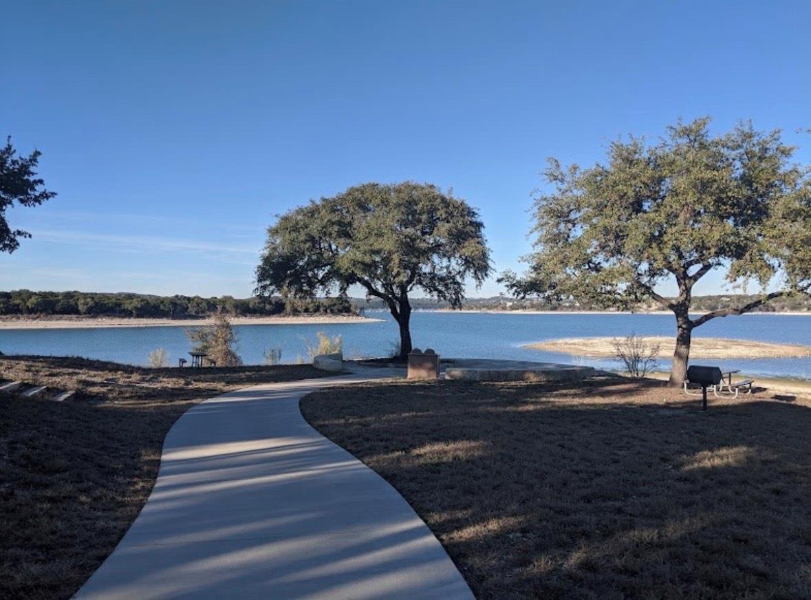 20800 Ridgeview Rd, Lago Vista, TX 78645
