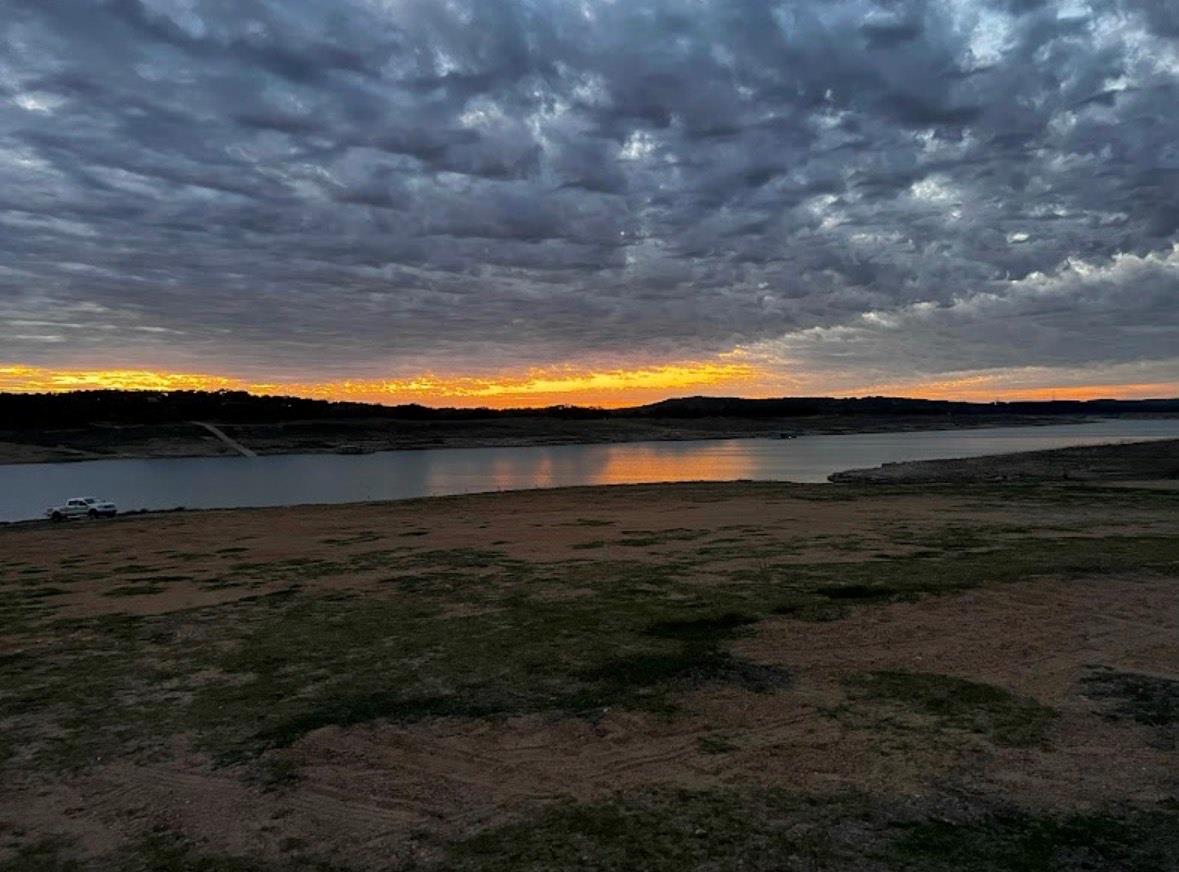 20800 Ridgeview Rd, Lago Vista, TX 78645