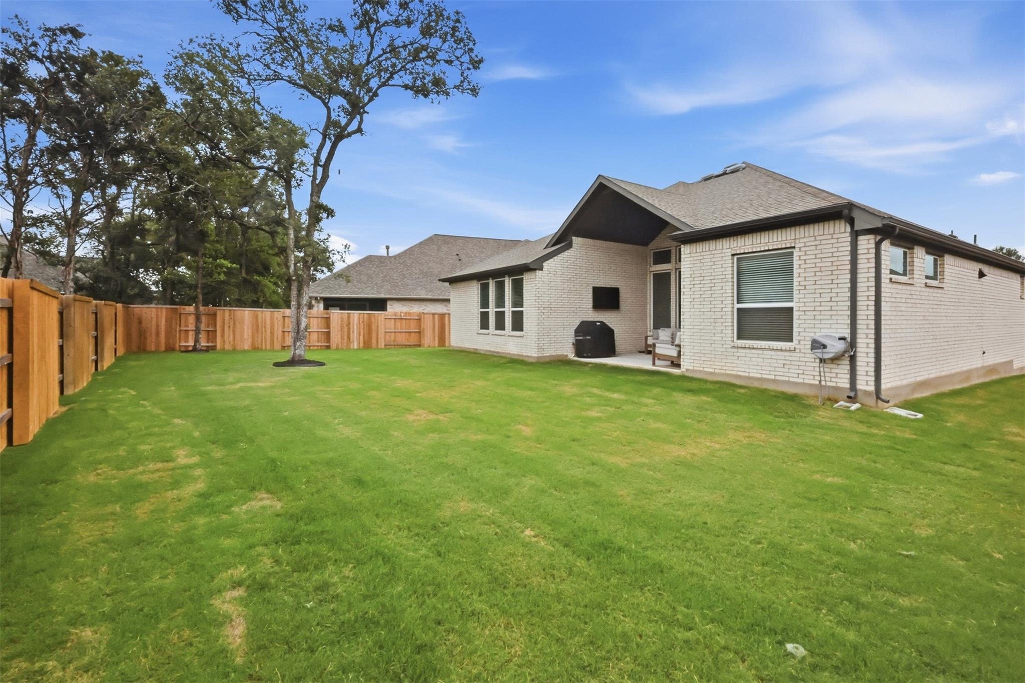 133 Lily Pad Ln, Kyle, TX 78640