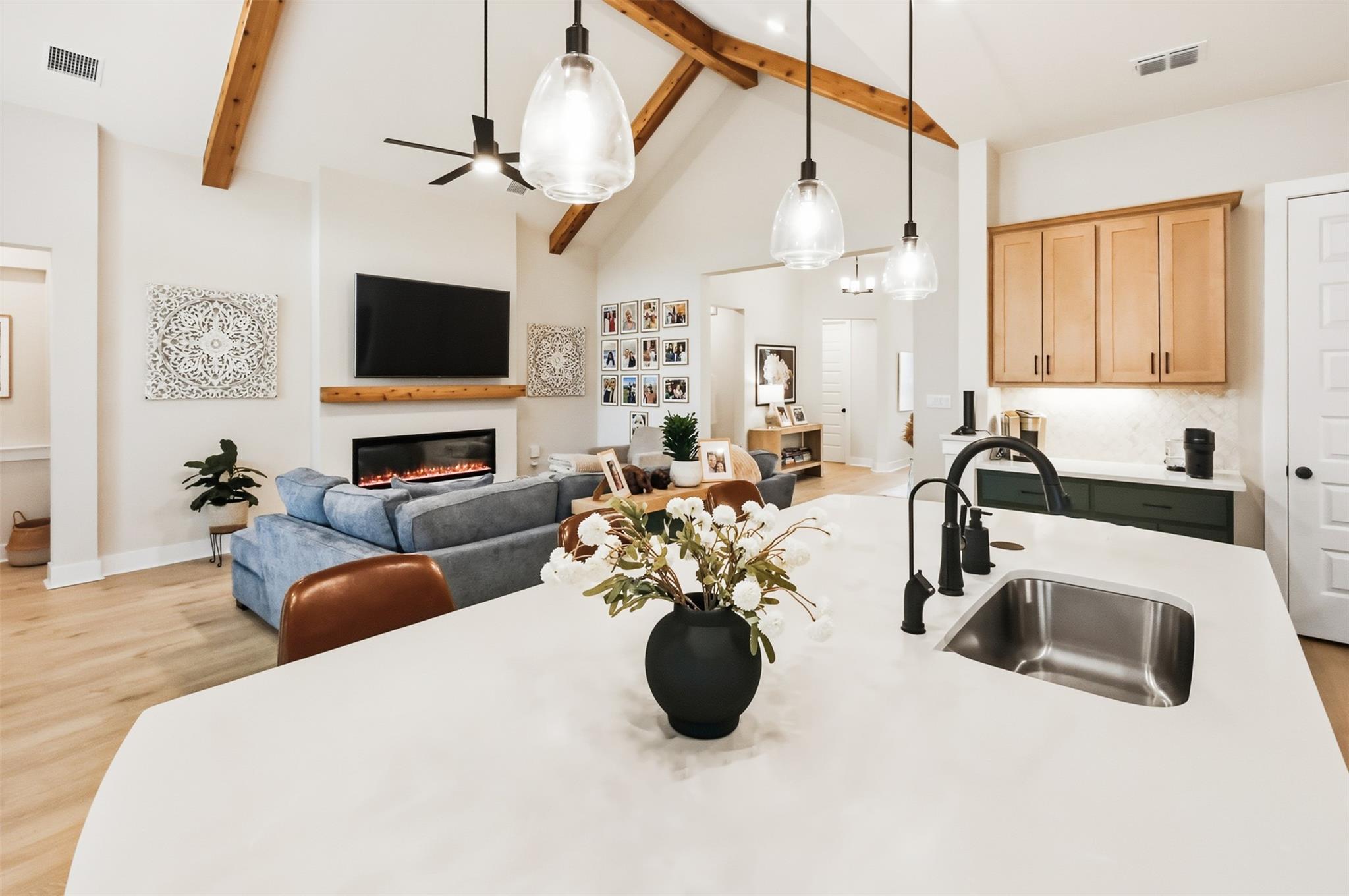 133 Lily Pad Ln, Kyle, TX 78640