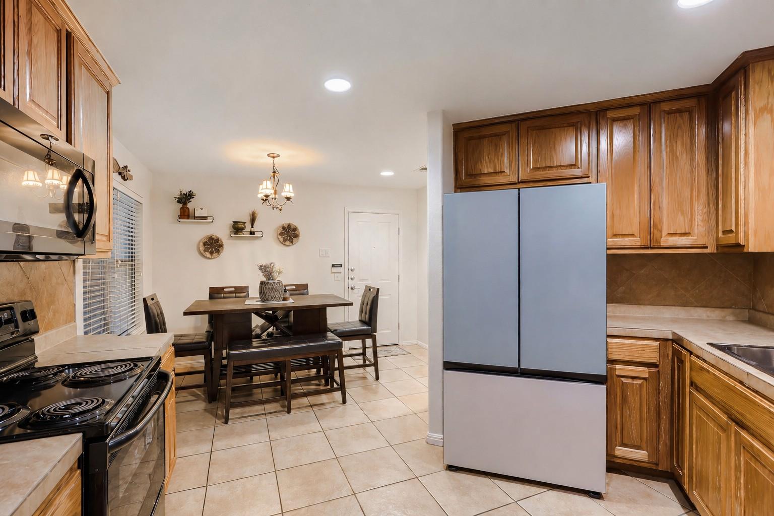 2001 Rain Water Dr, Austin, TX 78734
