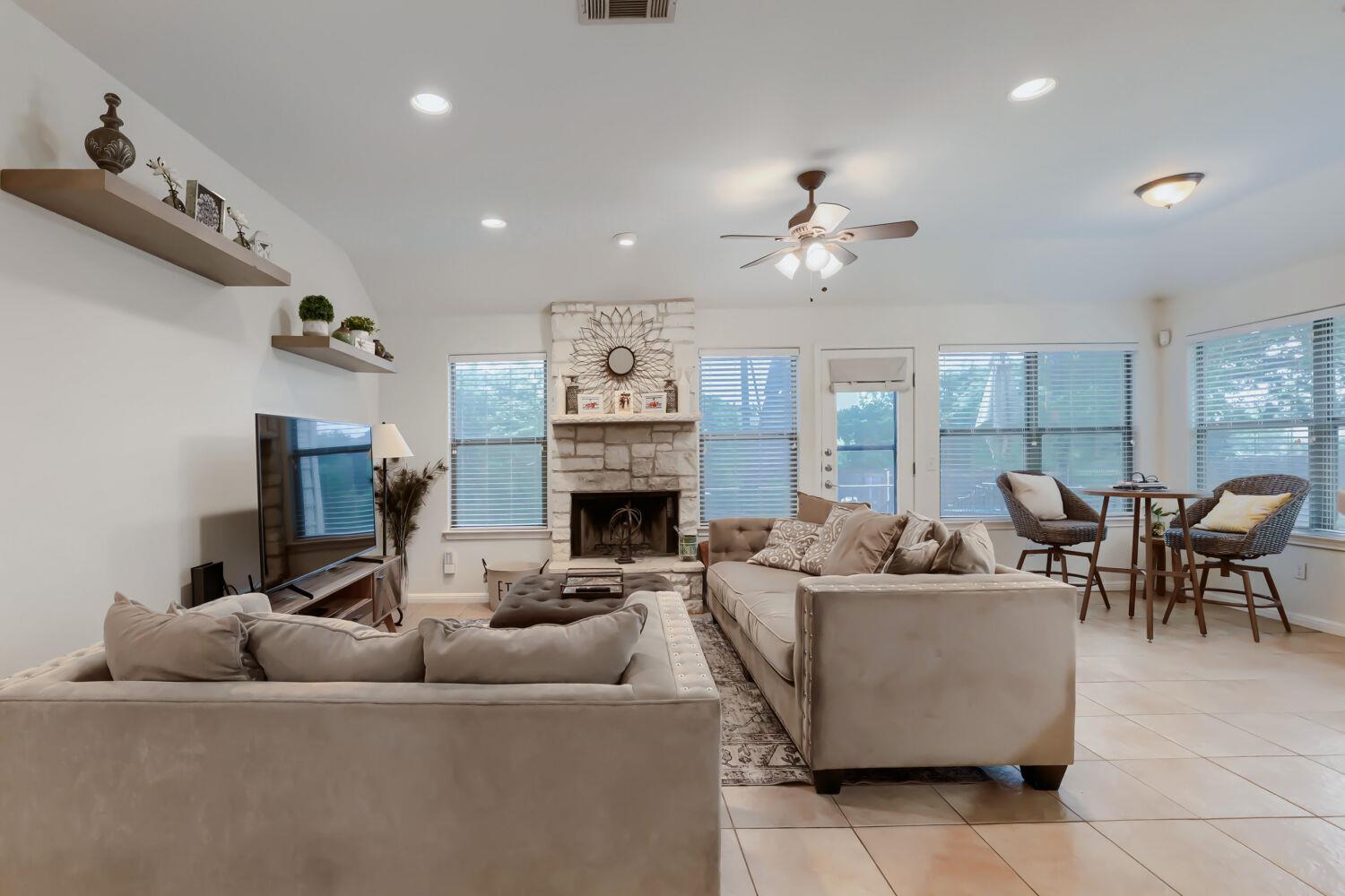 2001 Rain Water Dr, Austin, TX 78734