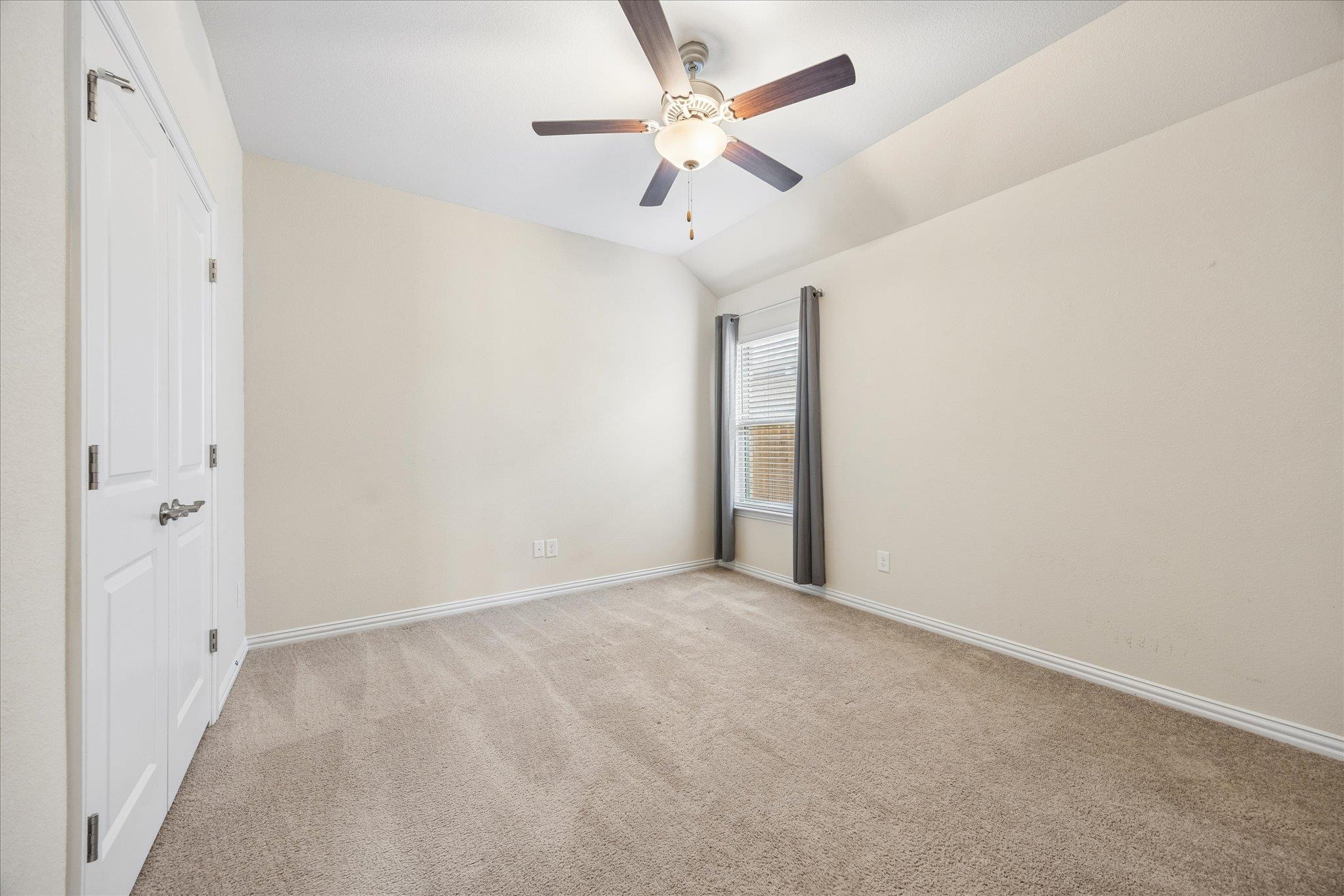 179 Belwood Dr, Buda, TX 78610