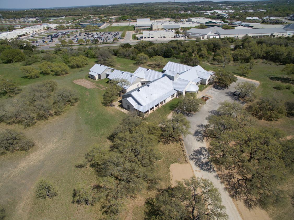 400 W Old Hwy 290, Dripping Springs, TX 78620