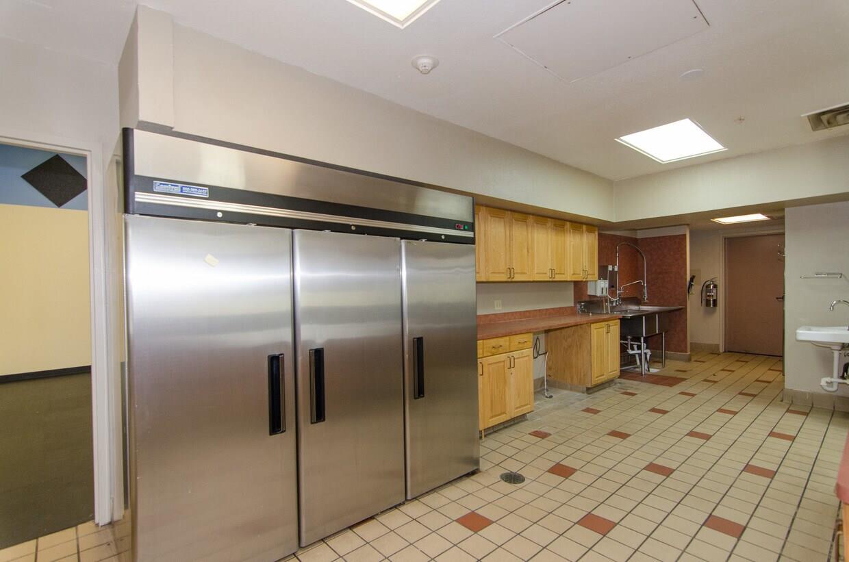 400 W Old Hwy 290, Dripping Springs, TX 78620