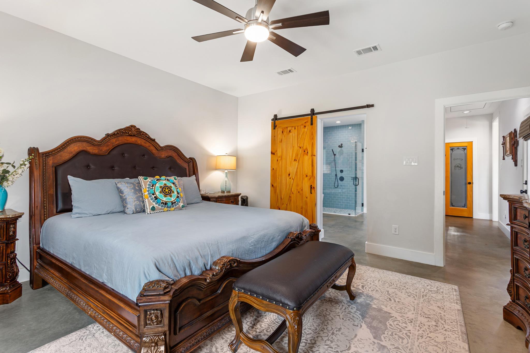 2 Senisa Ln, Wimberley, TX 78676