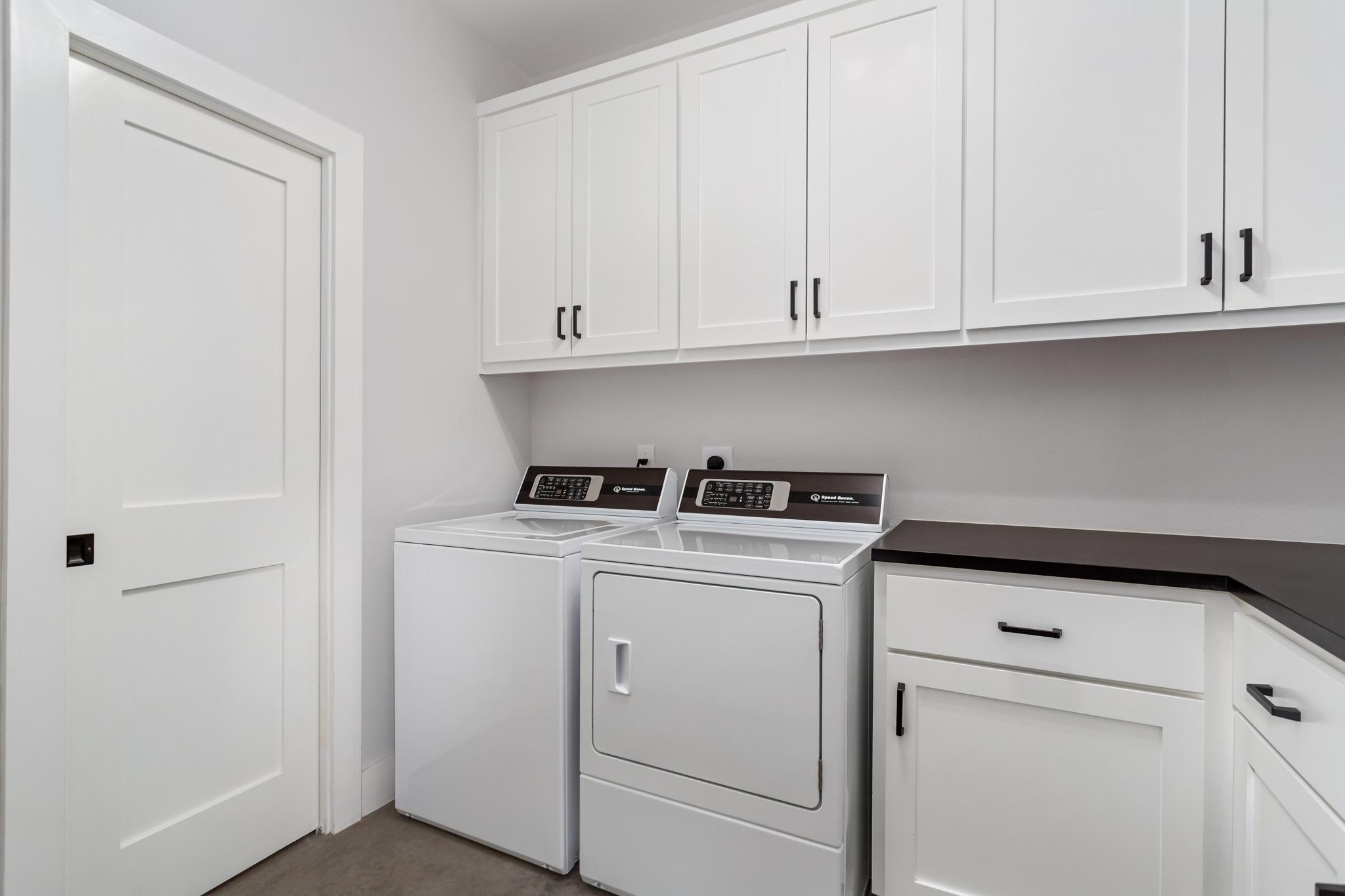 2 Senisa Ln, Wimberley, TX 78676
