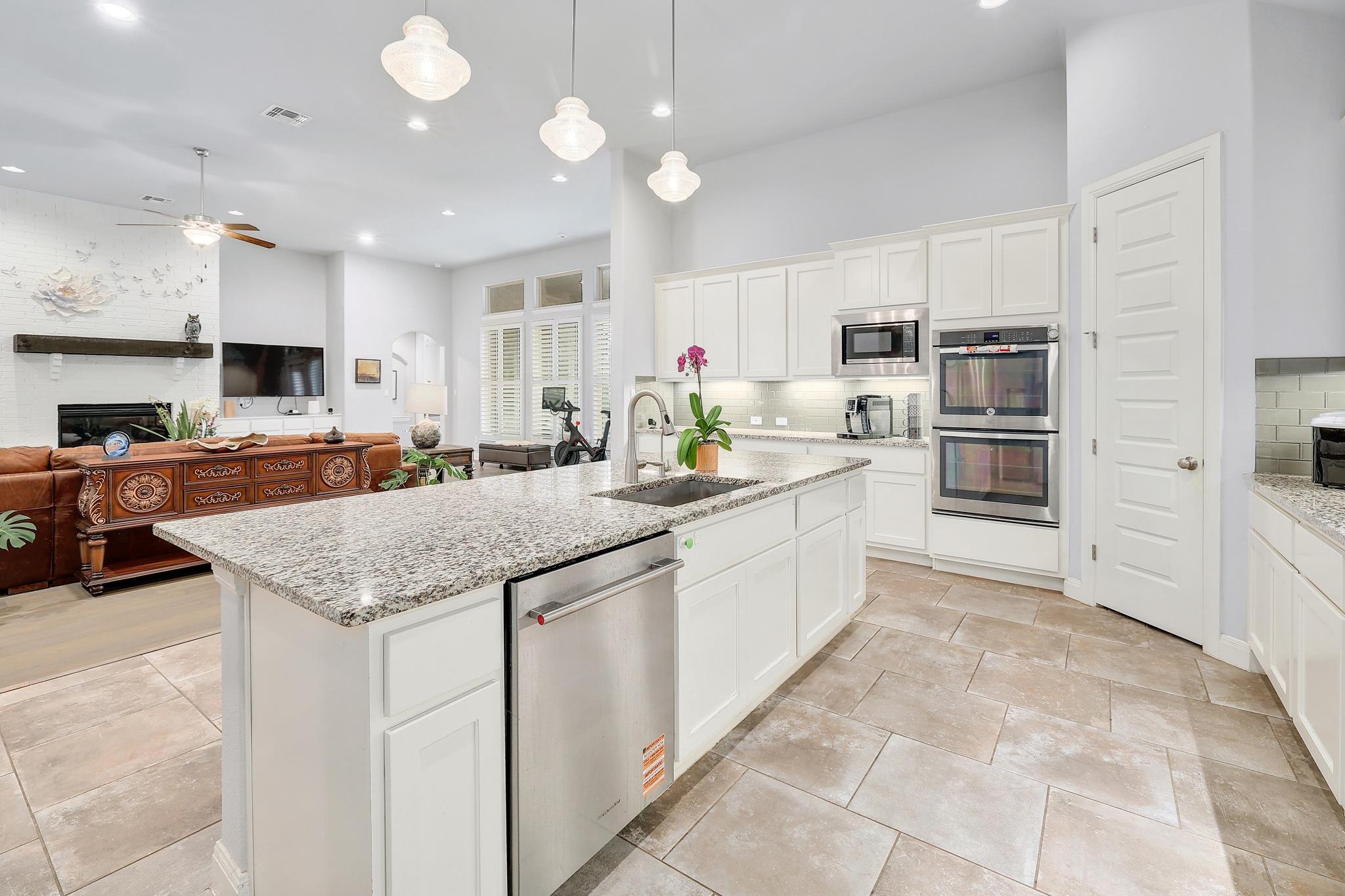 4105 Haight St, Round Rock, TX 78681