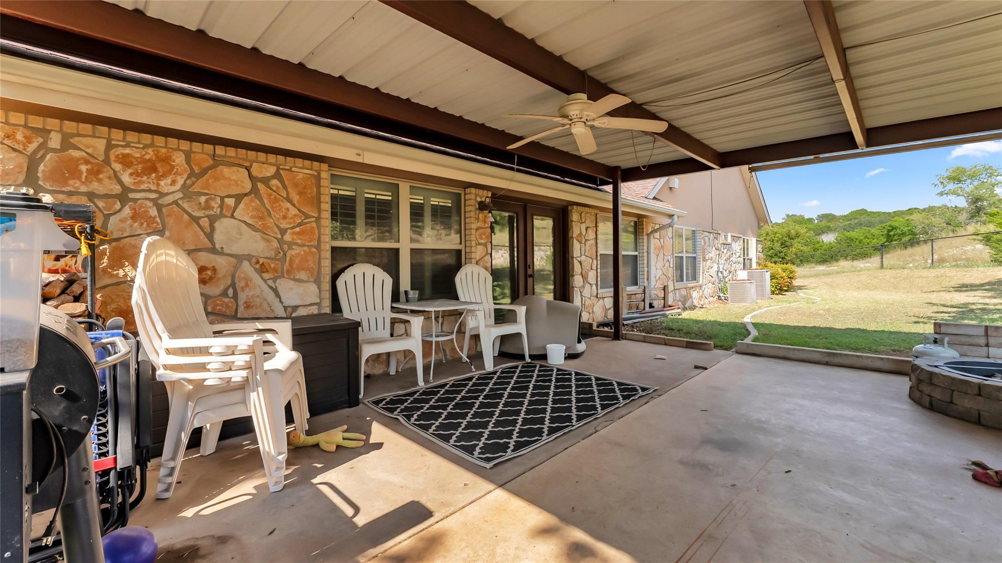 306 Alexander Ave, Burnet, TX 78611