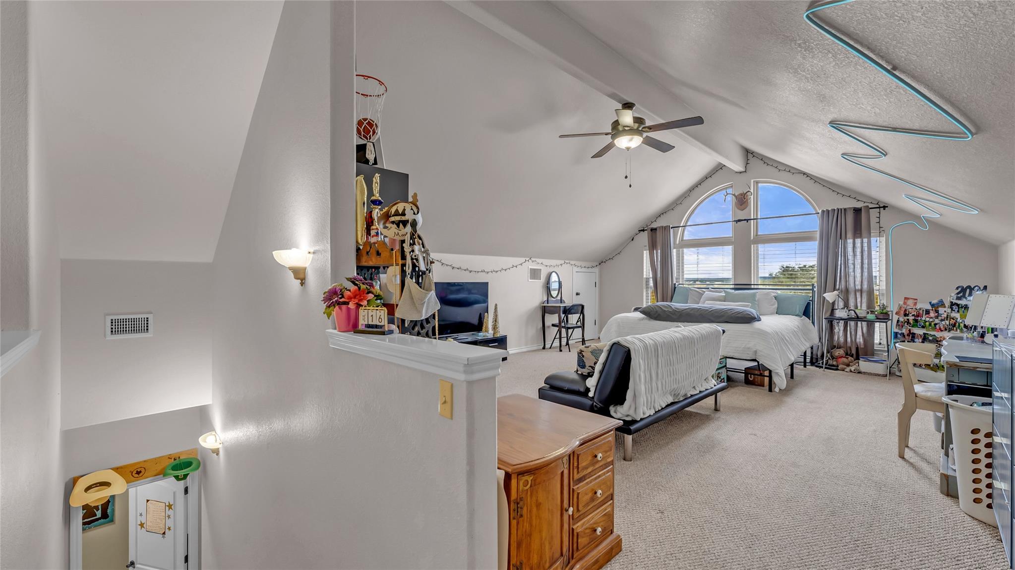 306 Alexander Ave, Burnet, TX 78611