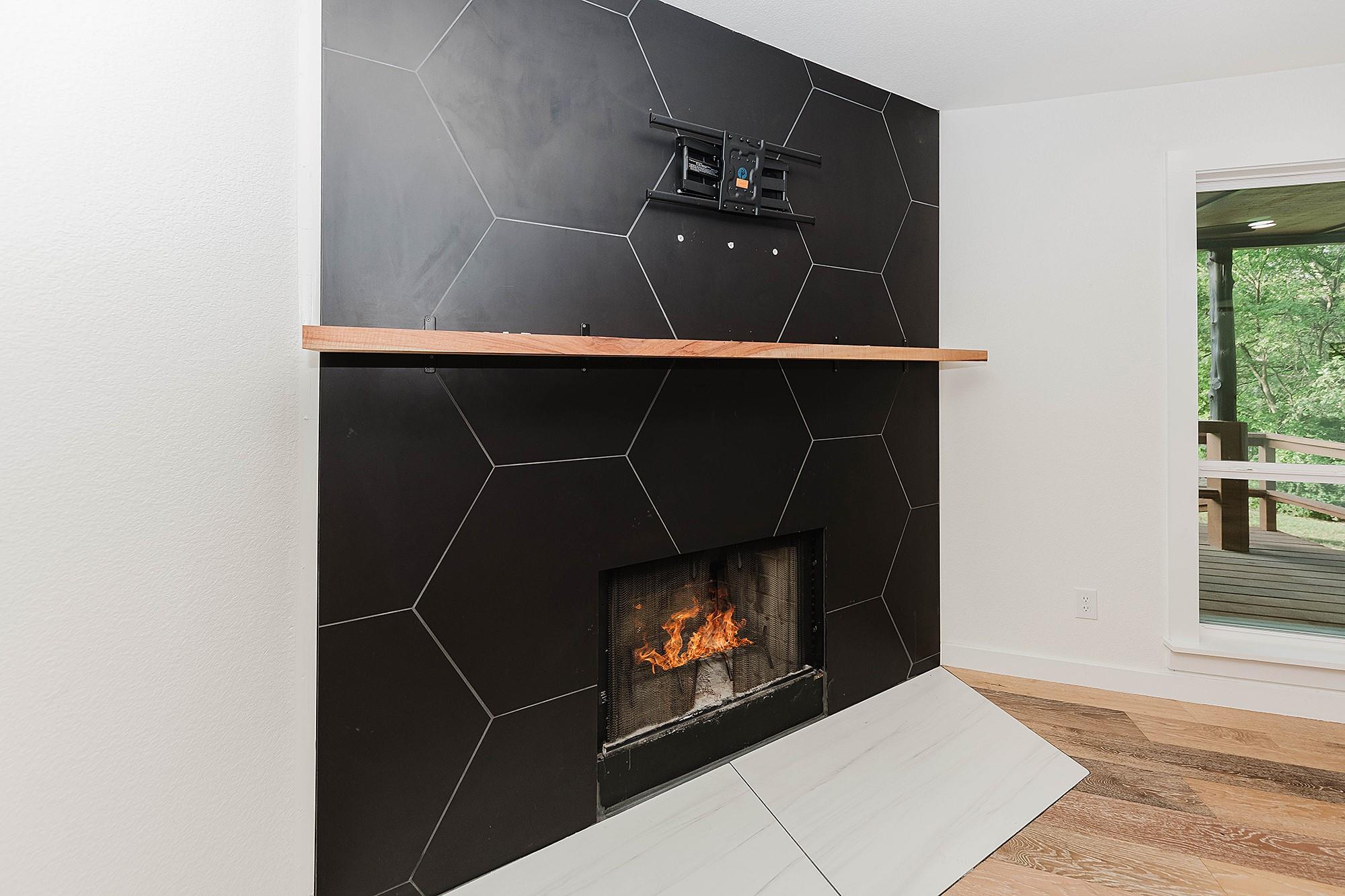 188 W Kaanapali Ln, Bastrop, TX 78602