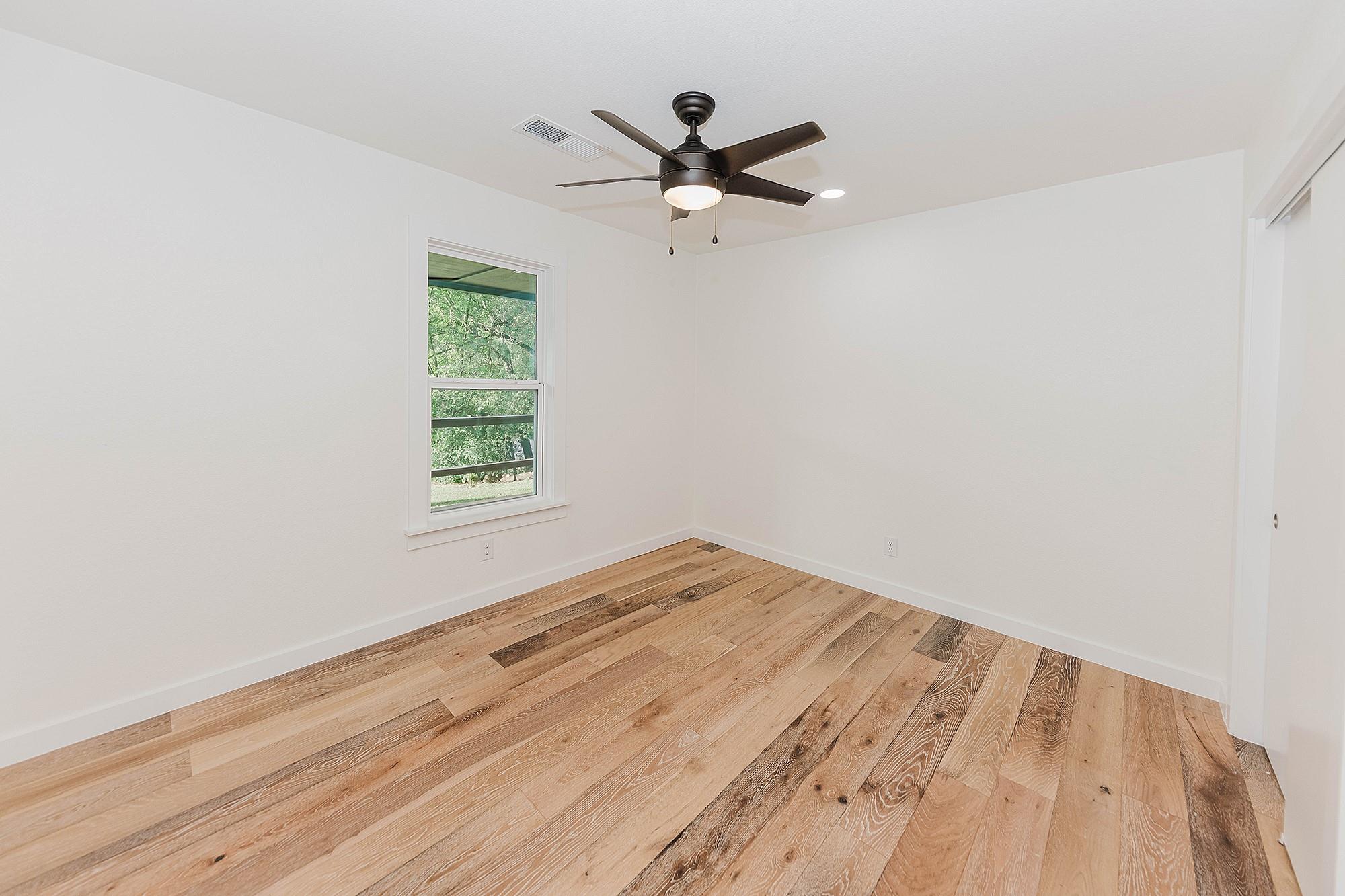 188 W Kaanapali Ln, Bastrop, TX 78602