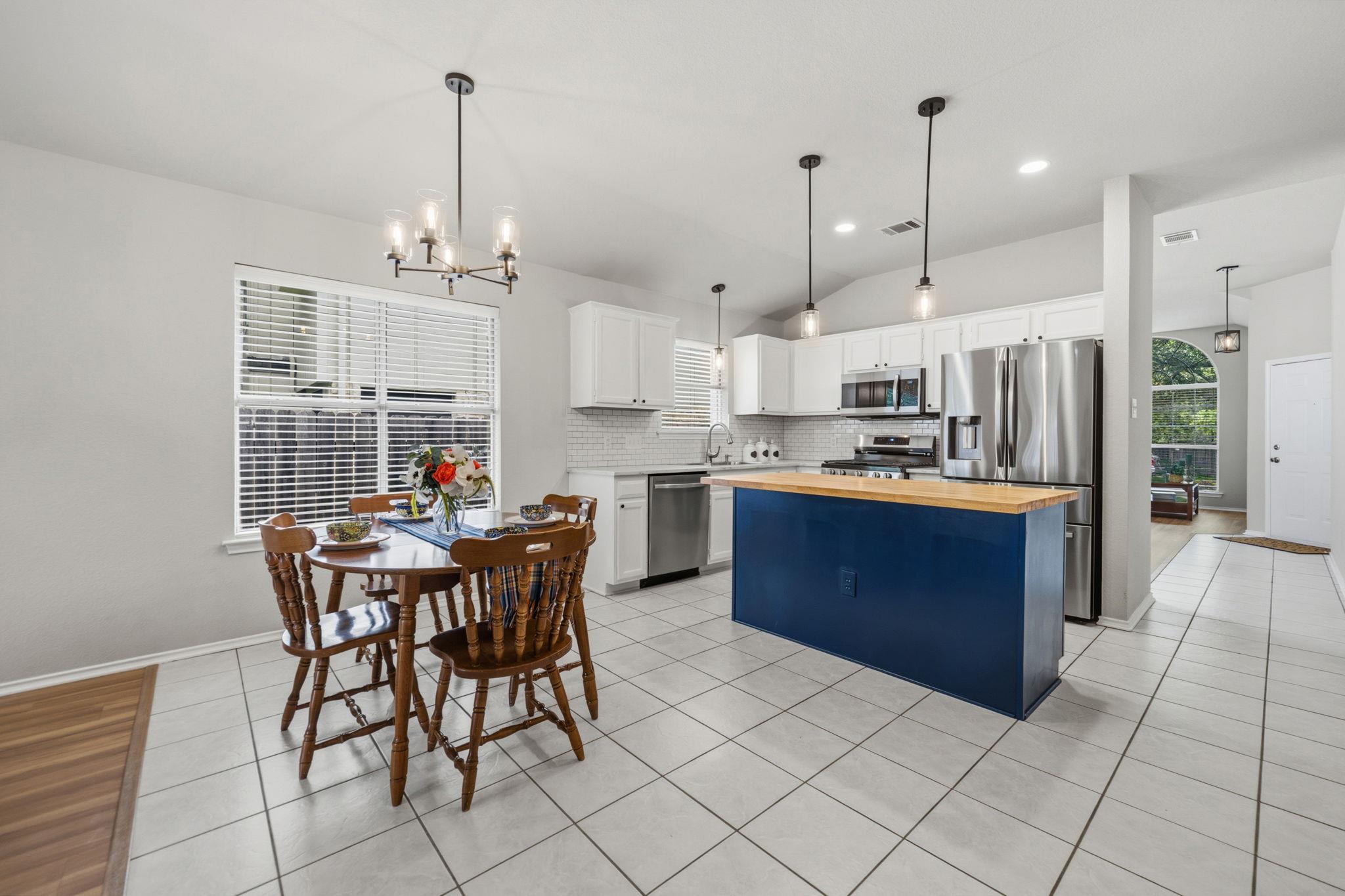 3704 Kissman Dr, Austin, TX 78728