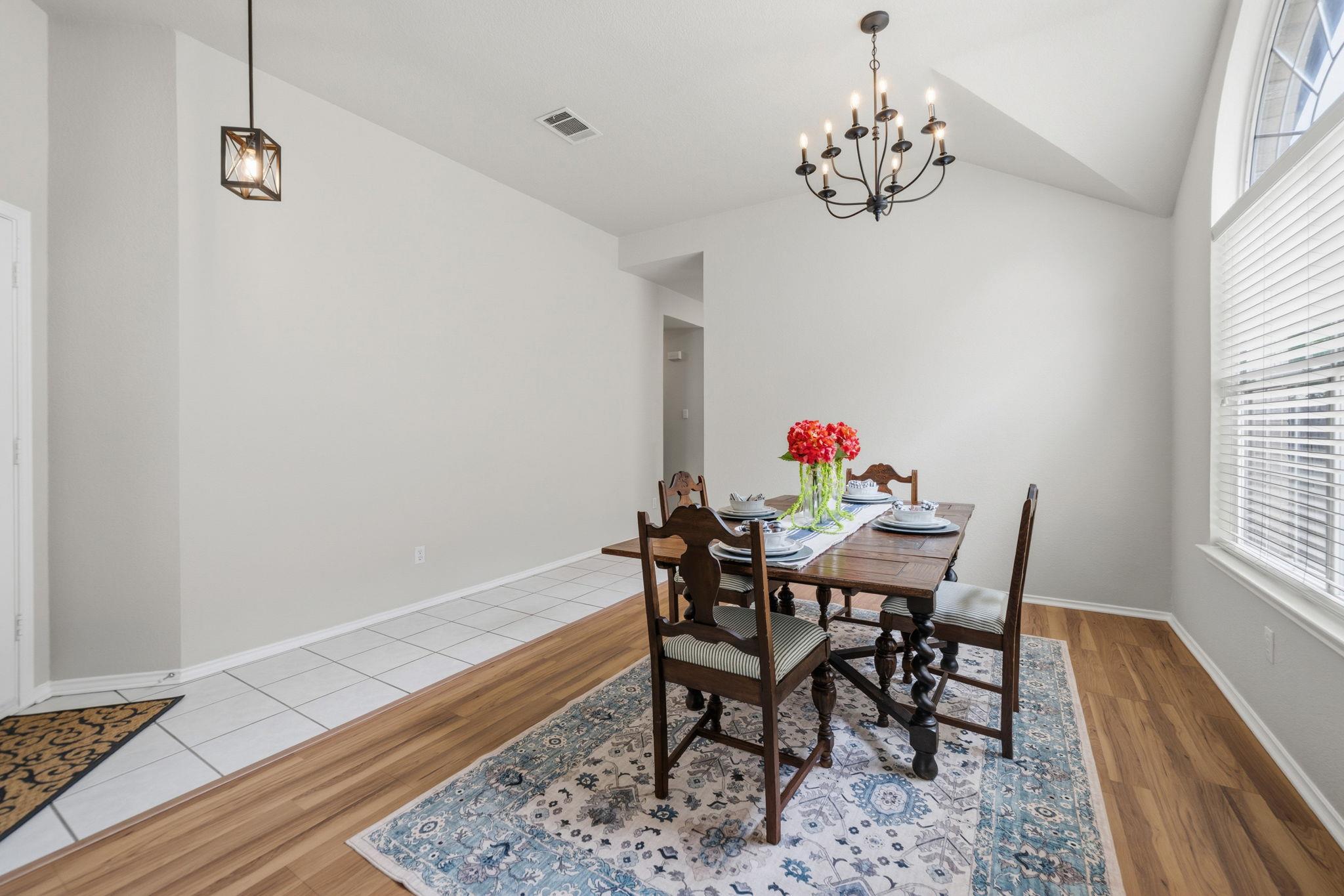 3704 Kissman Dr, Austin, TX 78728