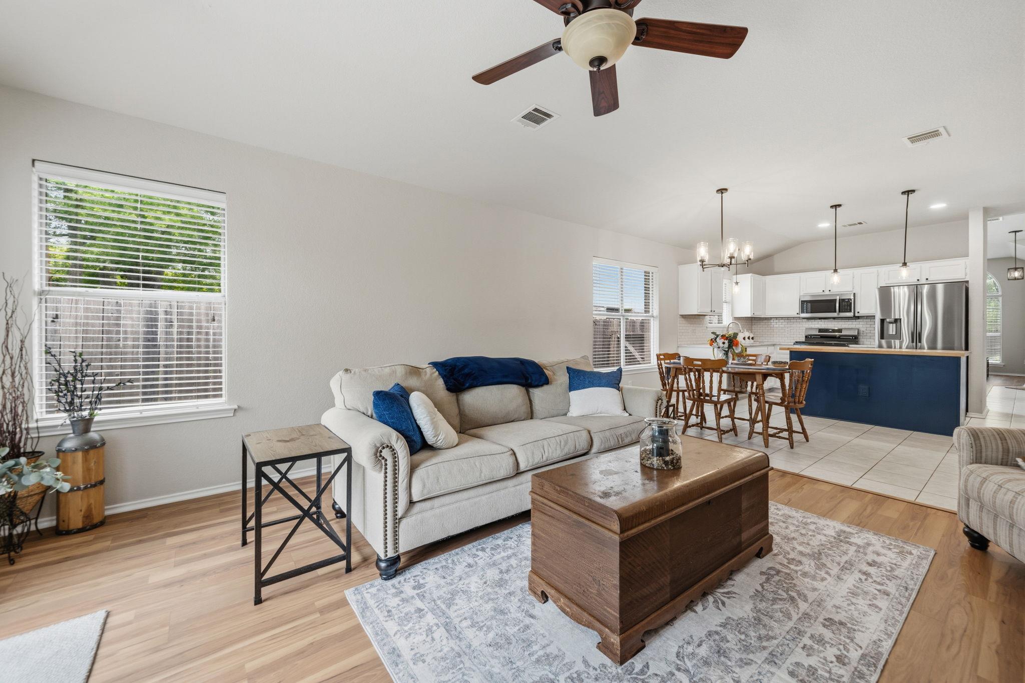 3704 Kissman Dr, Austin, TX 78728