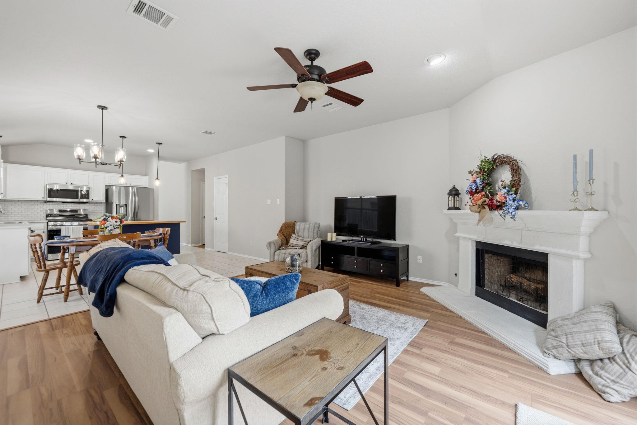 3704 Kissman Dr, Austin, TX 78728