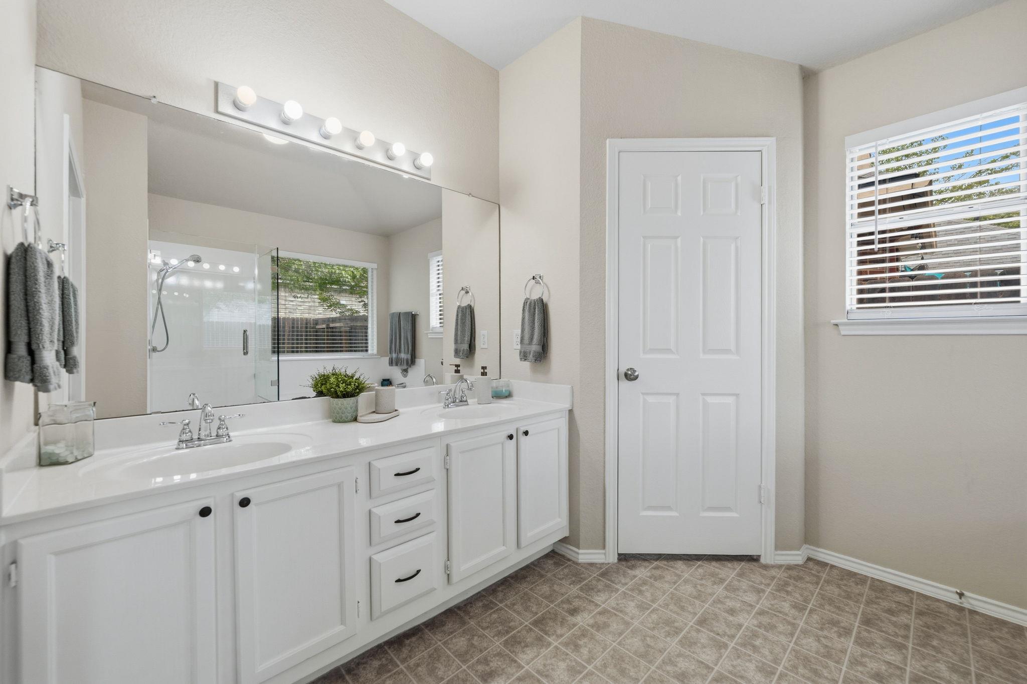 3704 Kissman Dr, Austin, TX 78728