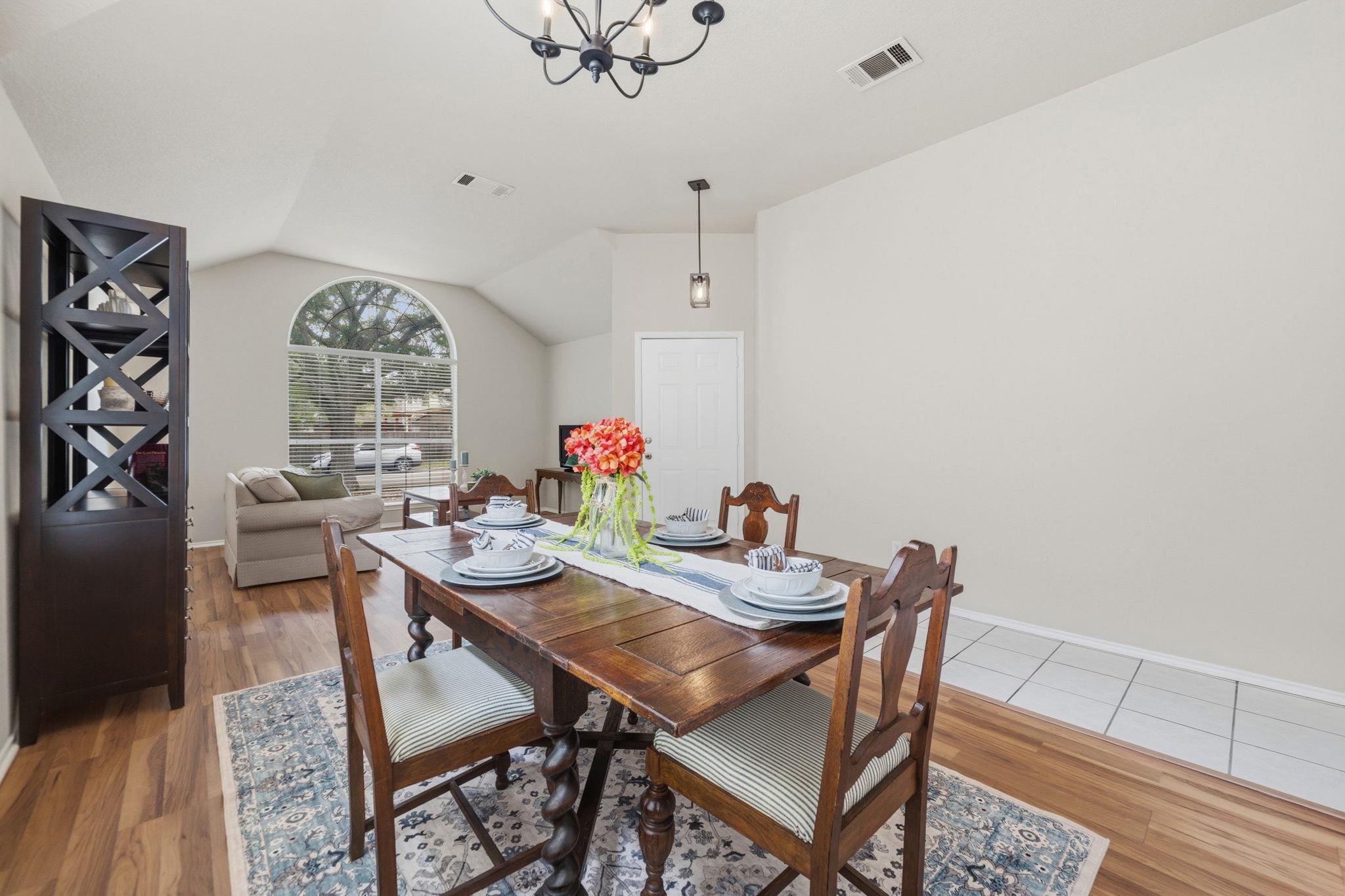 3704 Kissman Dr, Austin, TX 78728