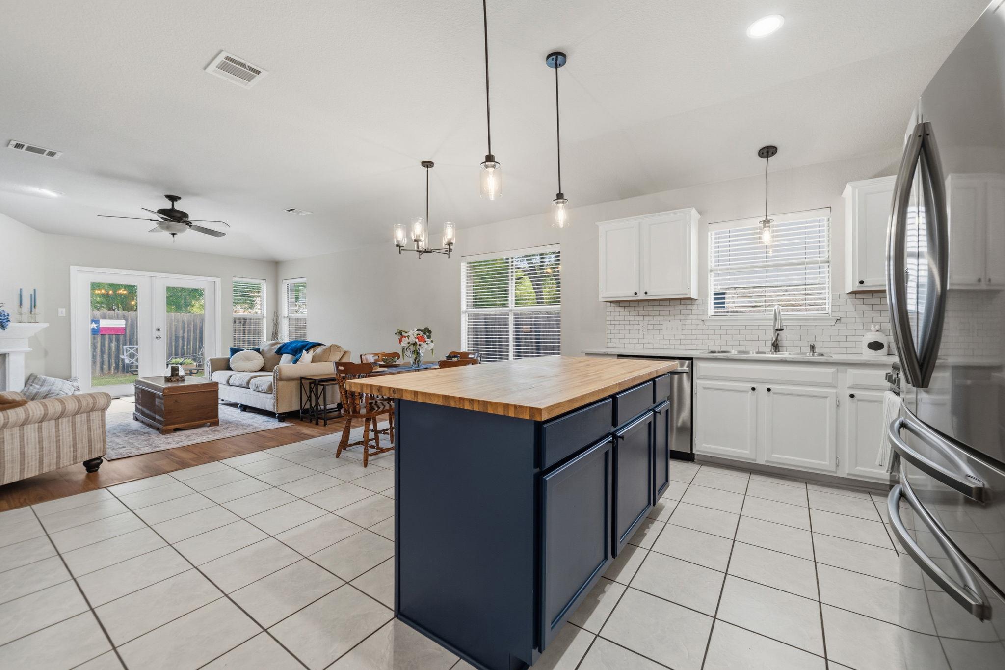 3704 Kissman Dr, Austin, TX 78728