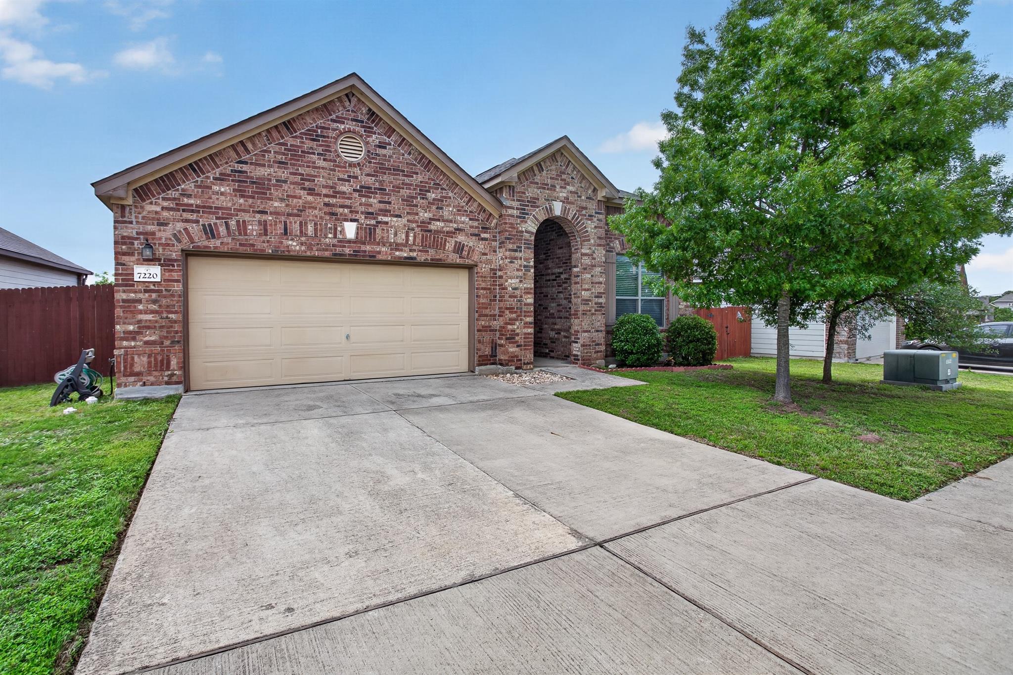 7220 Altidore Dr, Austin, TX 78744