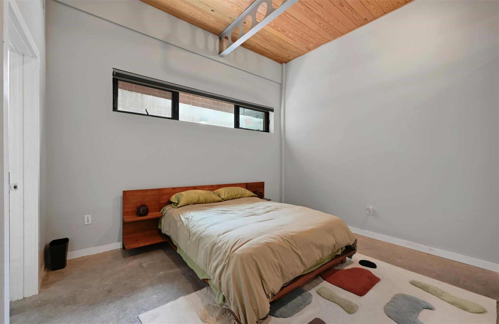 1401 Eva St # 107, Austin, TX 78704