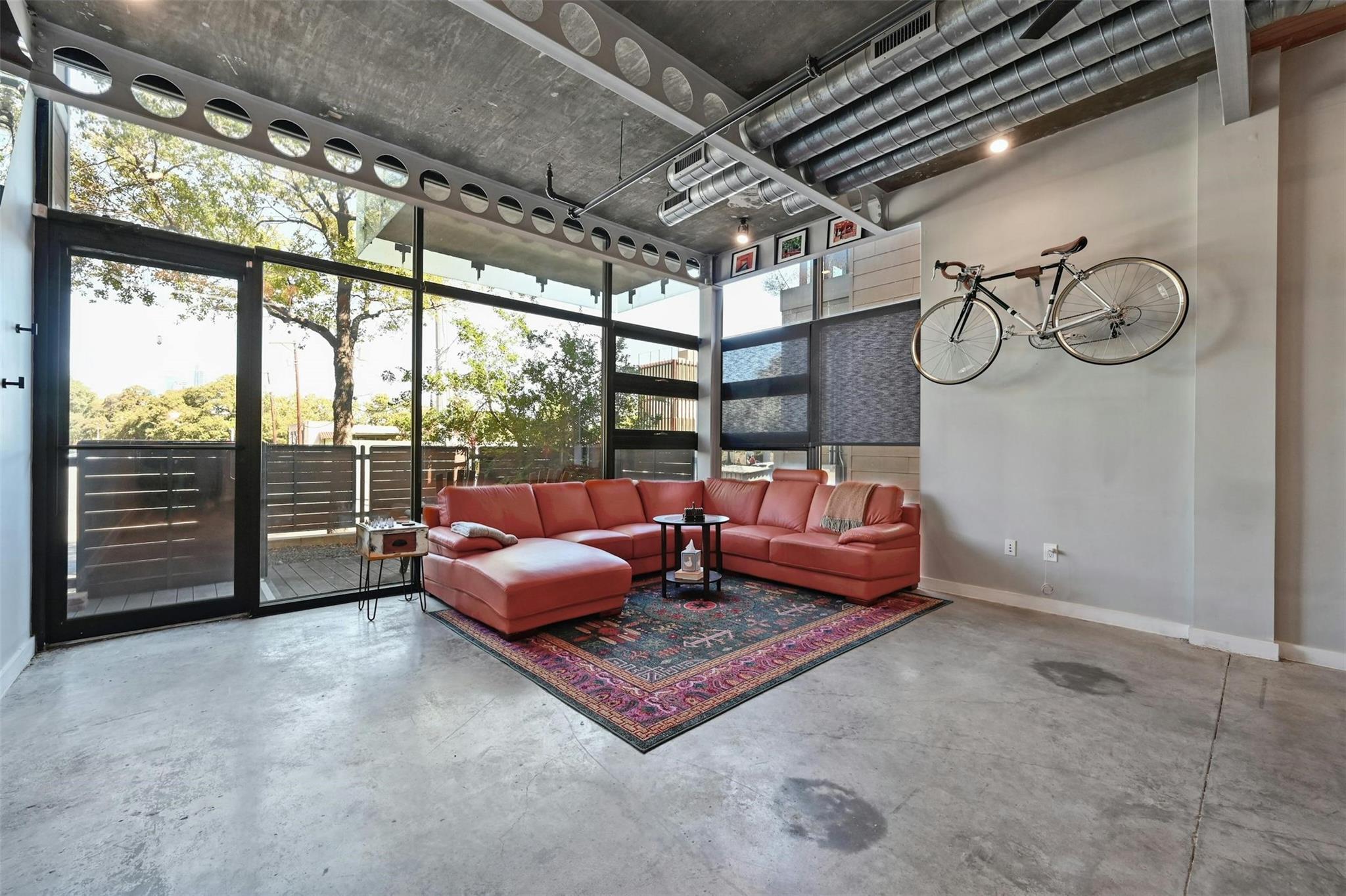 1401 Eva St # 107, Austin, TX 78704