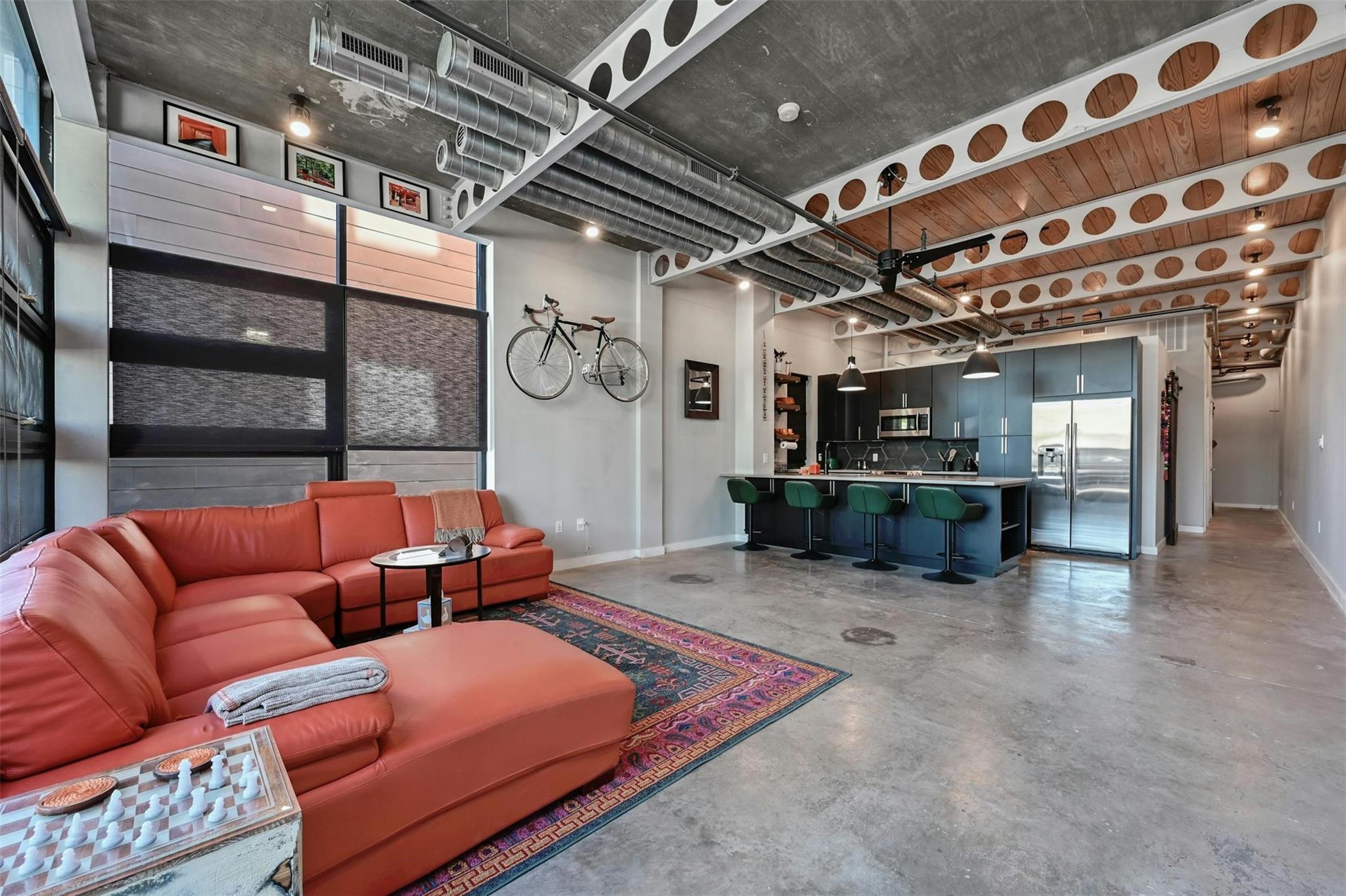 1401 Eva St # 107, Austin, TX 78704