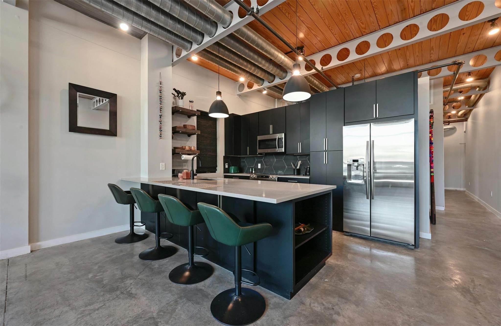1401 Eva St # 107, Austin, TX 78704