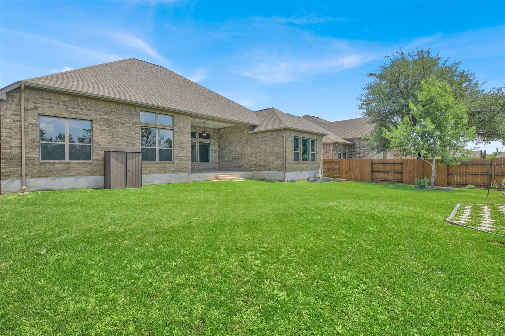 3901 Stanyan Dr Dr, Round Rock, TX 78681