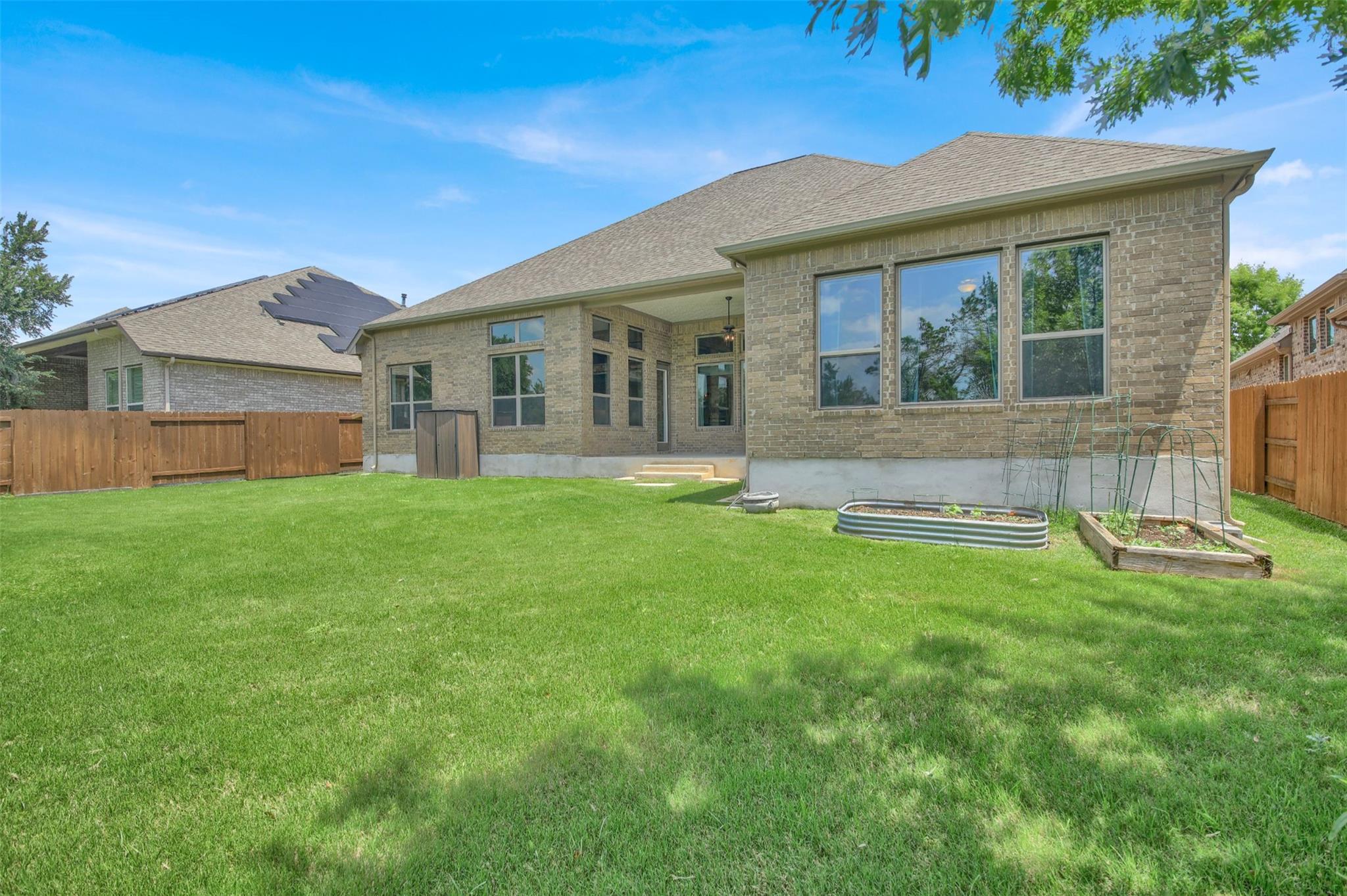 3901 Stanyan Dr Dr, Round Rock, TX 78681