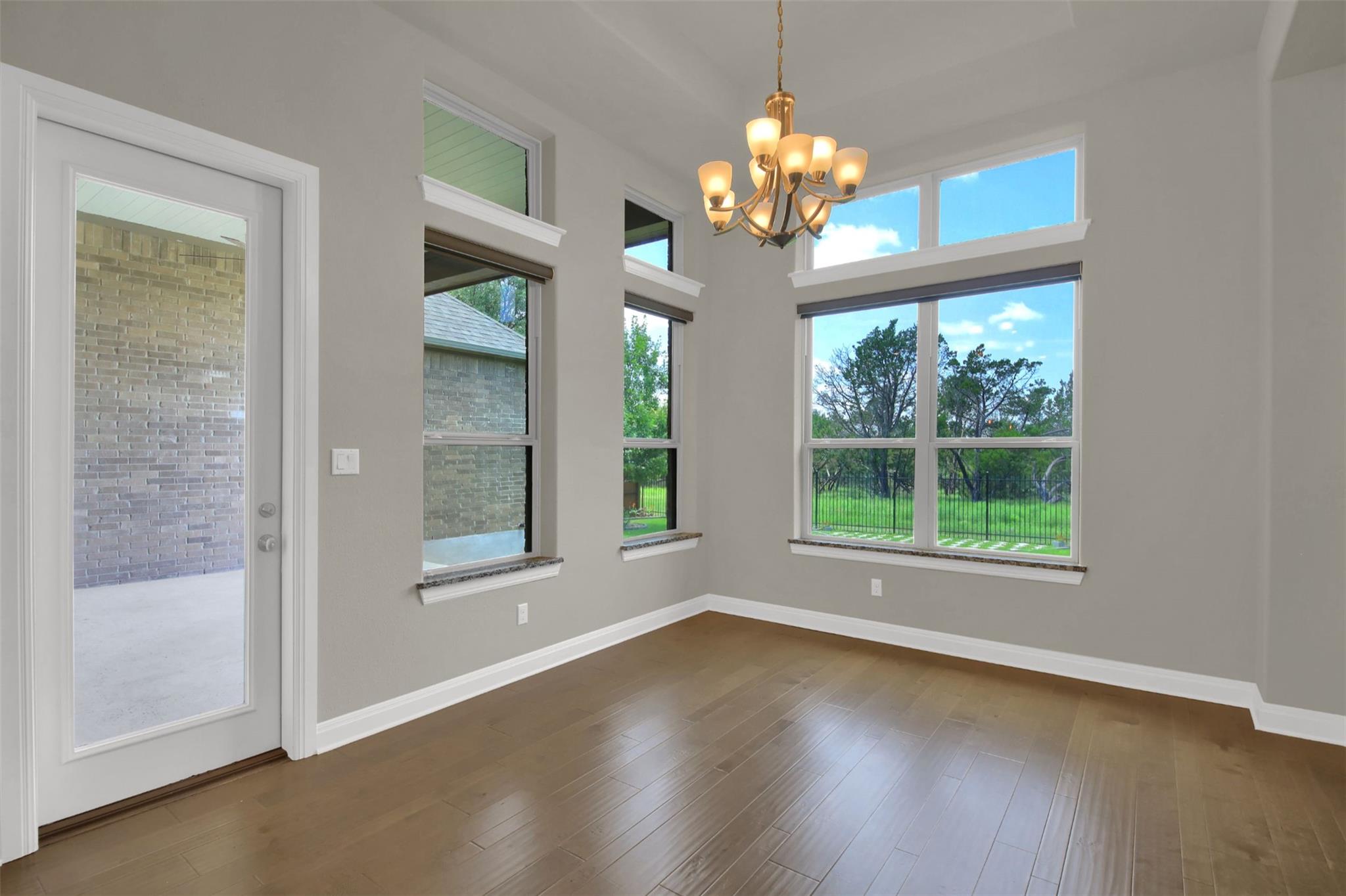 3901 Stanyan Dr Dr, Round Rock, TX 78681