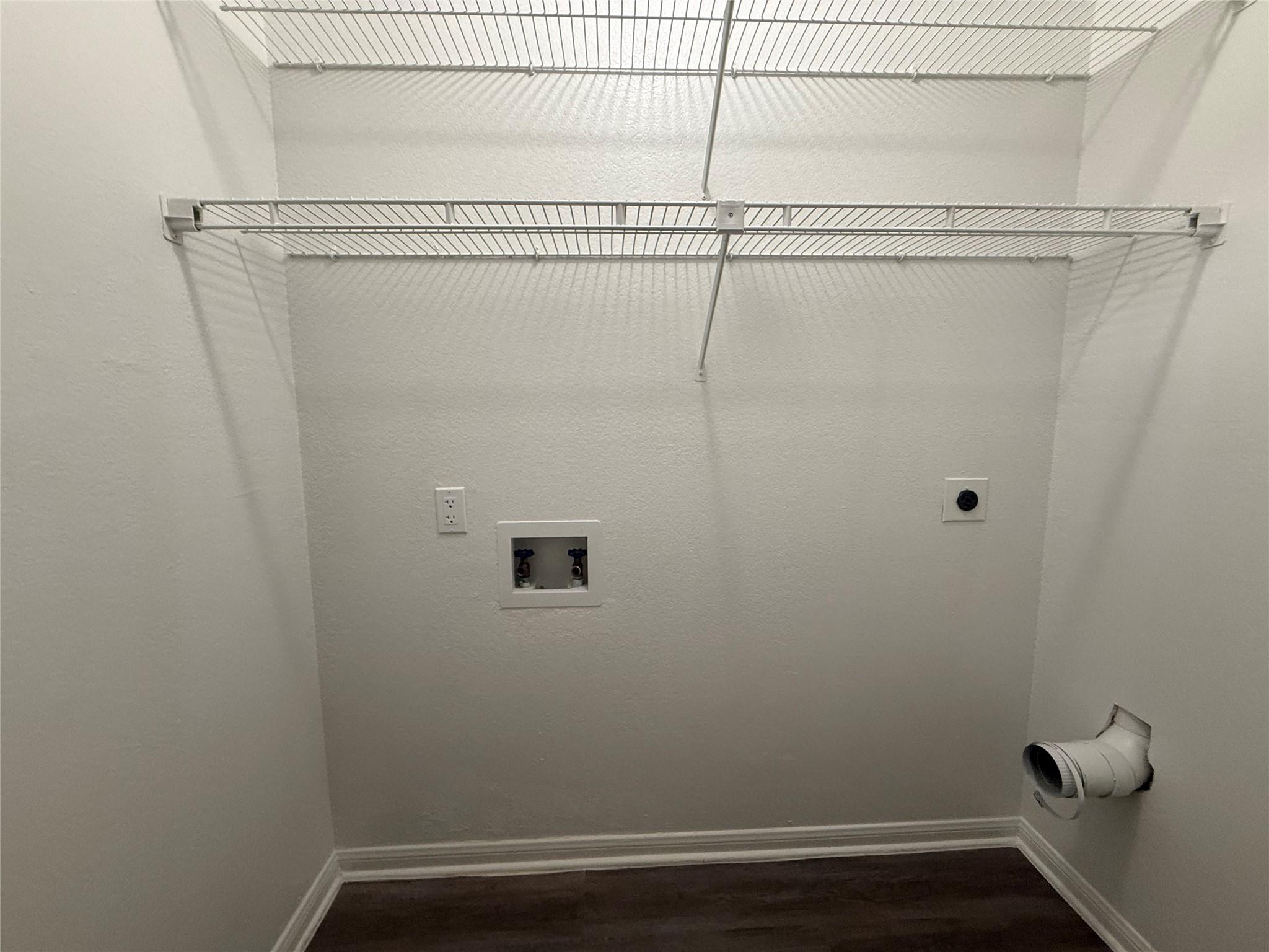 8908 Schick Rd # B, Austin, TX 78729