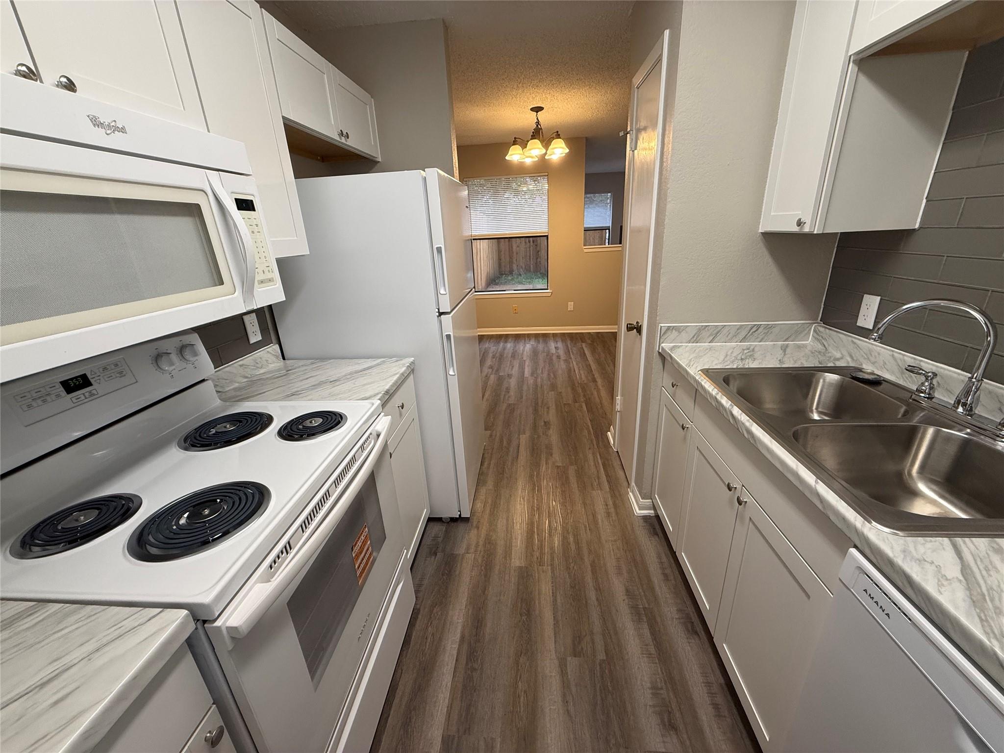 8908 Schick Rd # B, Austin, TX 78729