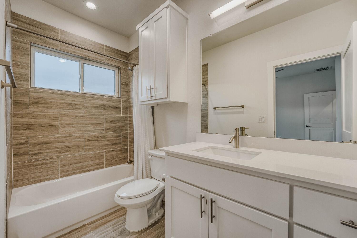 1134 Chicon St # B, Austin, TX 78702