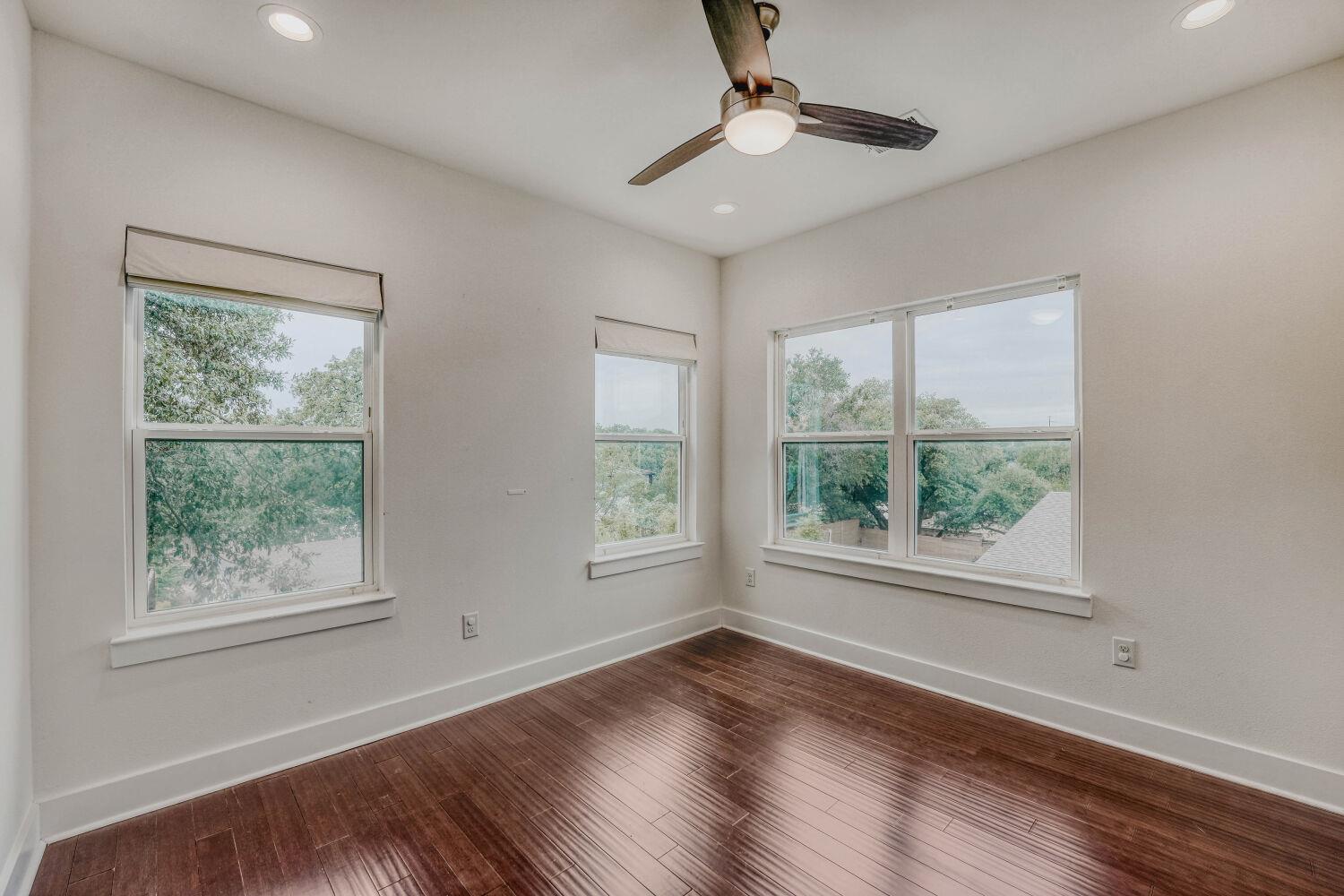 1134 Chicon St # B, Austin, TX 78702