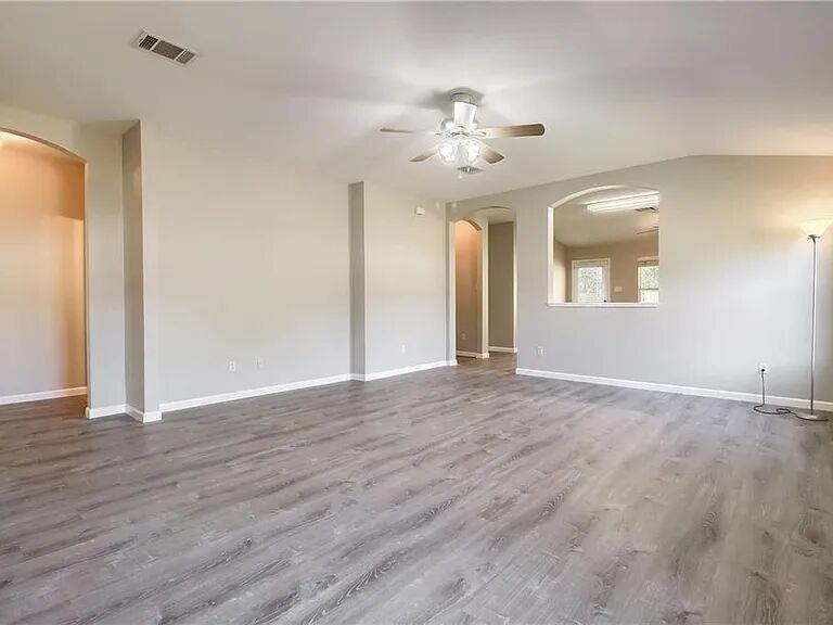 244 San Felipe Dr, Kyle, TX 78640