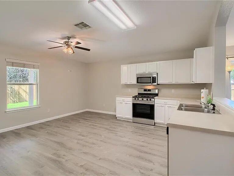 244 San Felipe Dr, Kyle, TX 78640