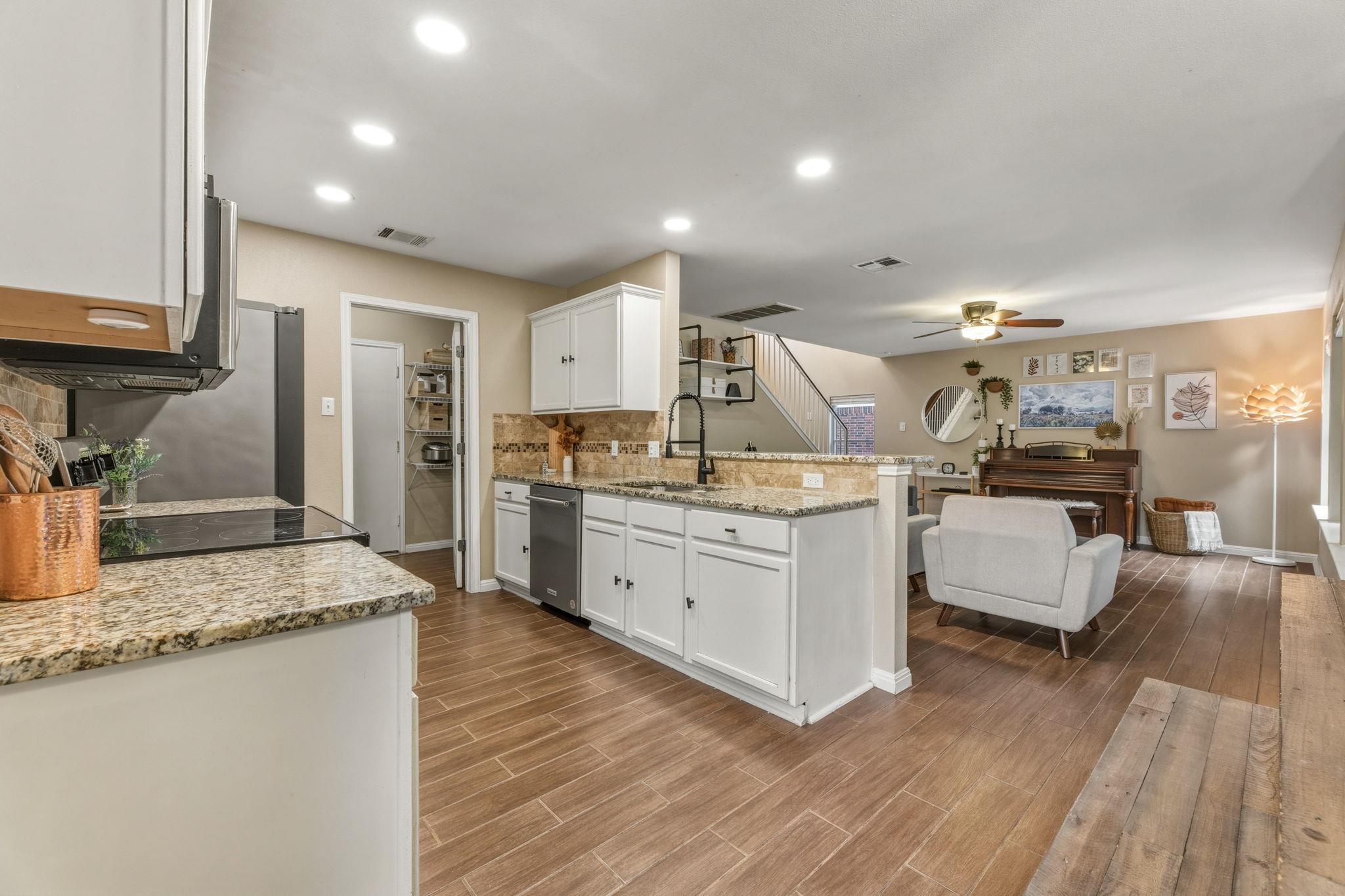 1888 Wallin Loop, Round Rock, TX 78664