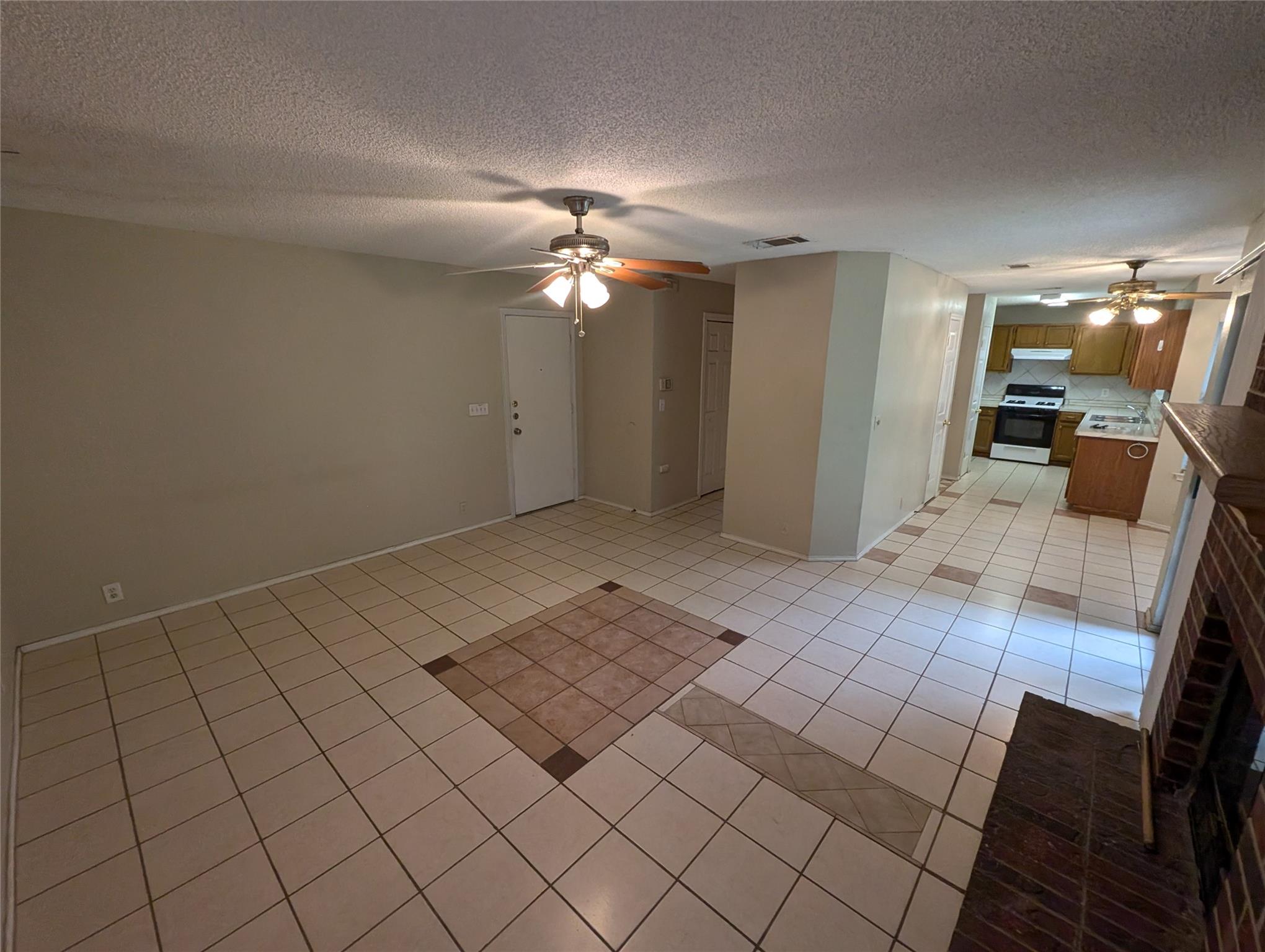 2211 Rick Whinery Dr, Austin, TX 78728