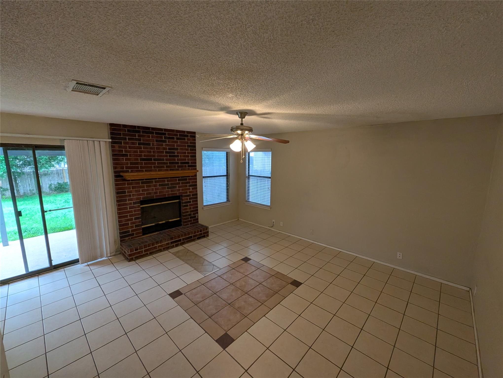 2211 Rick Whinery Dr, Austin, TX 78728