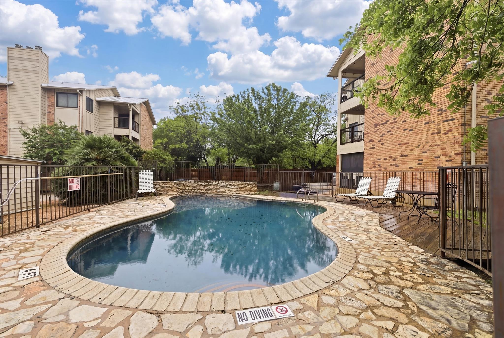 421 W San Antonio St # A2, San Marcos, TX 78666