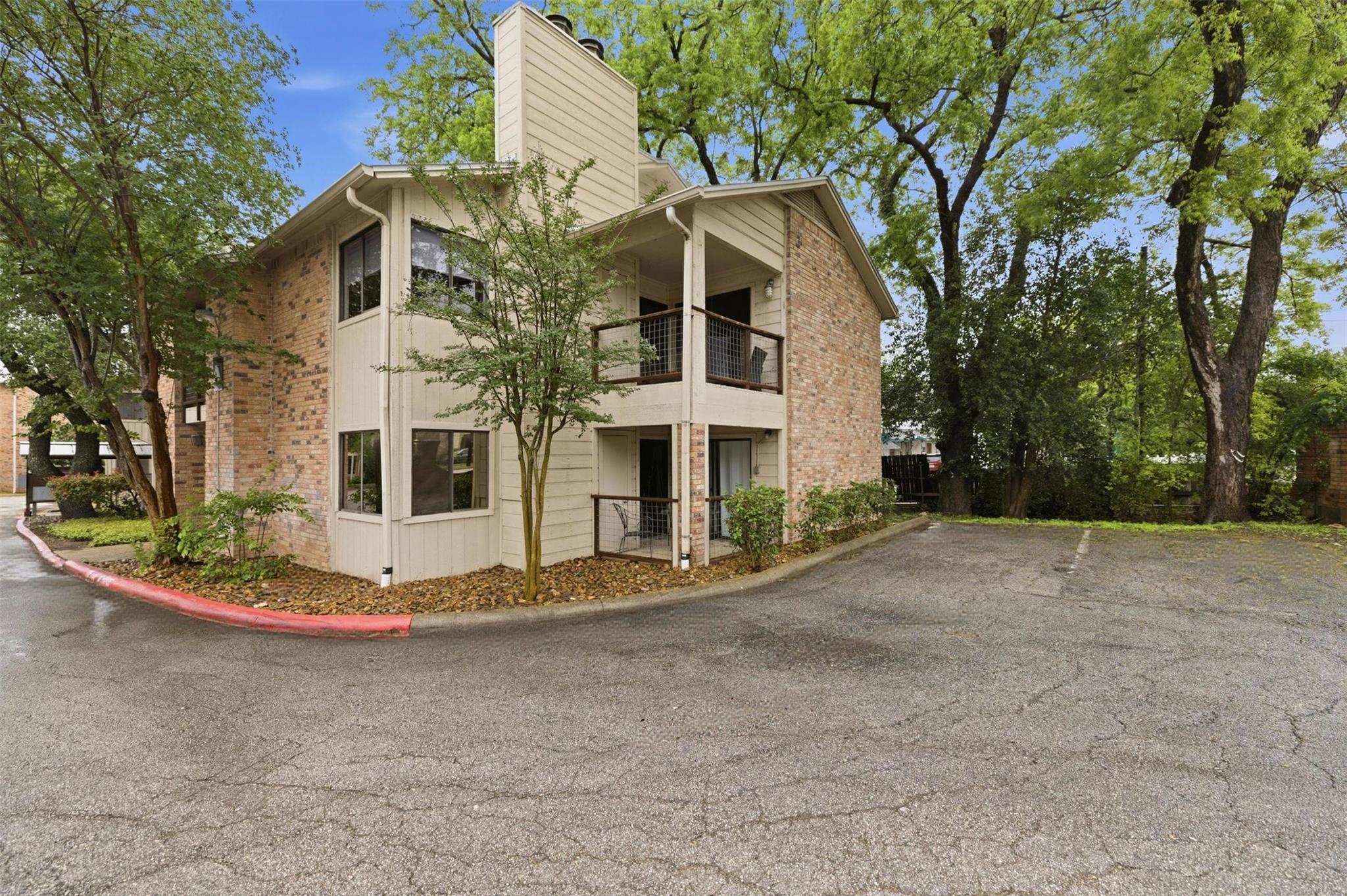 421 W San Antonio St # A2, San Marcos, TX 78666