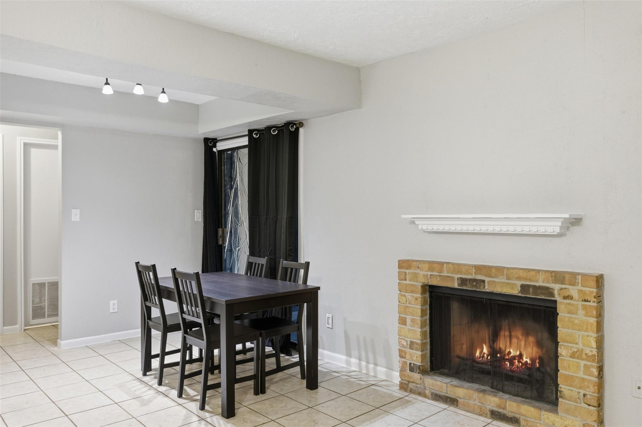 421 W San Antonio St # A2, San Marcos, TX 78666